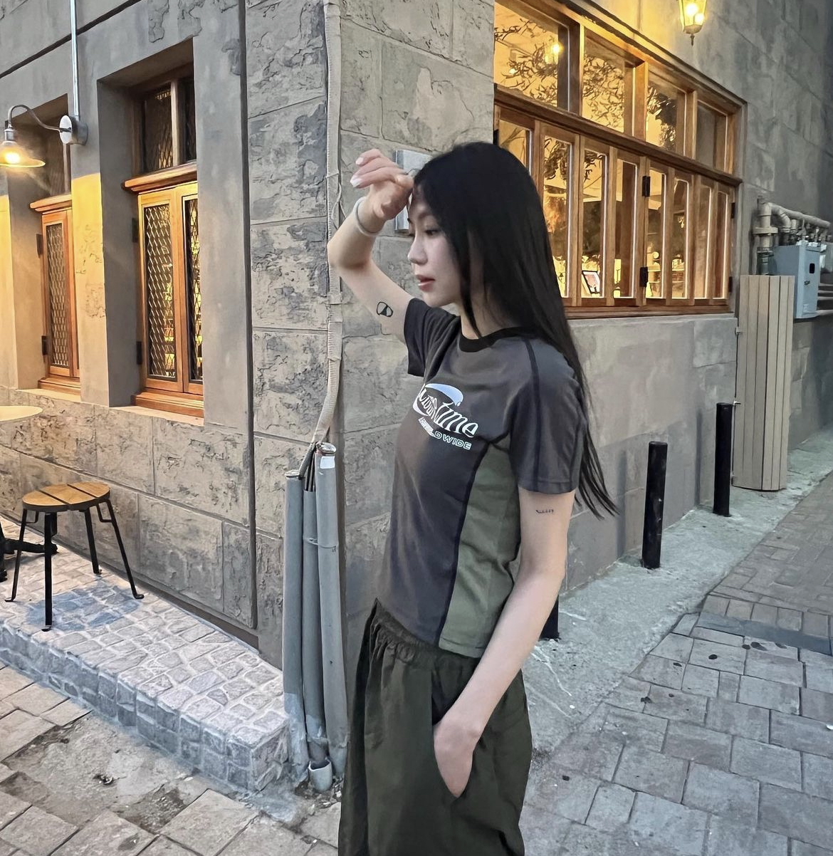 AMES LEISURE TIME TEE CHARCOAL