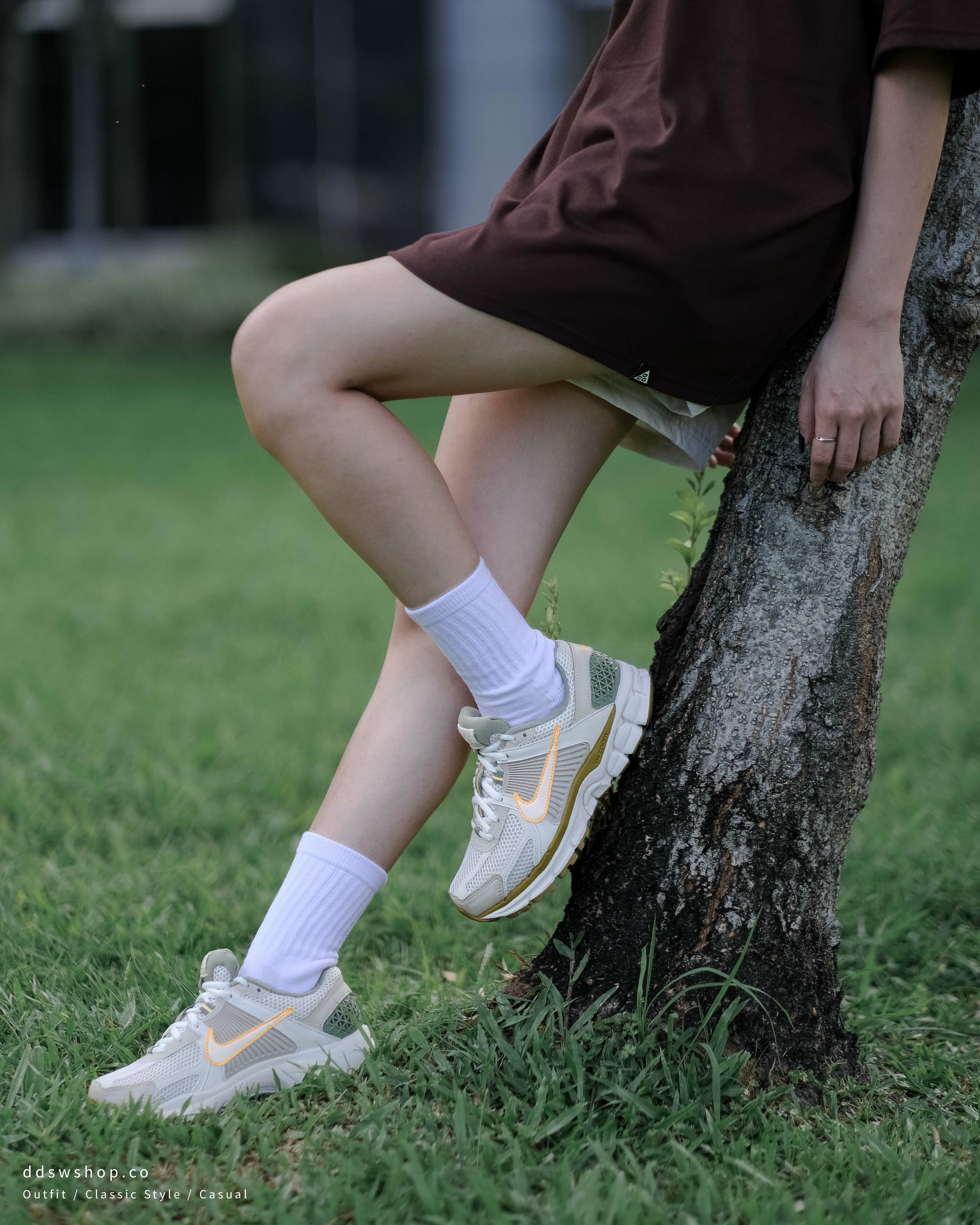 Nike Zoom Vomero 5 沙色 綠色 FQ6868-181