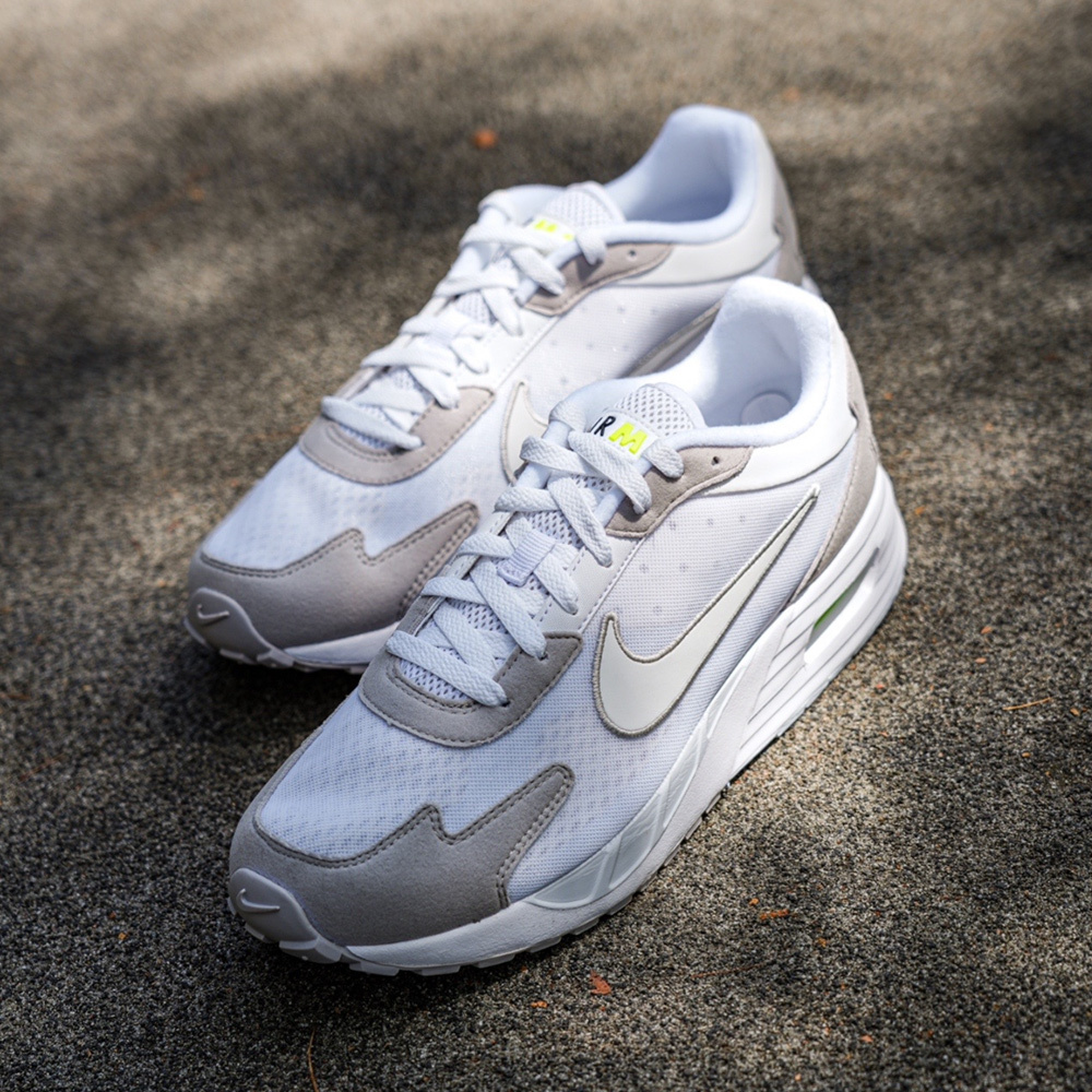 Nike Air Max Solo Phantom 灰白 DX3666-003