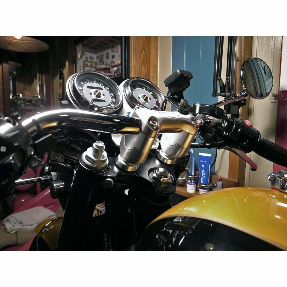 Motone 氣冷凱旋專用 原廠把手 增高座 陽極銀