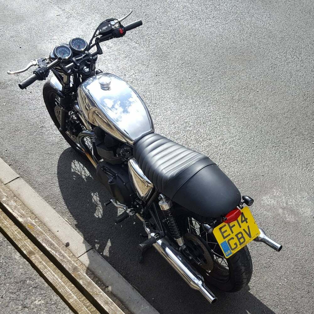 Motone 氣冷凱旋專用 打凹油箱 拋光銀