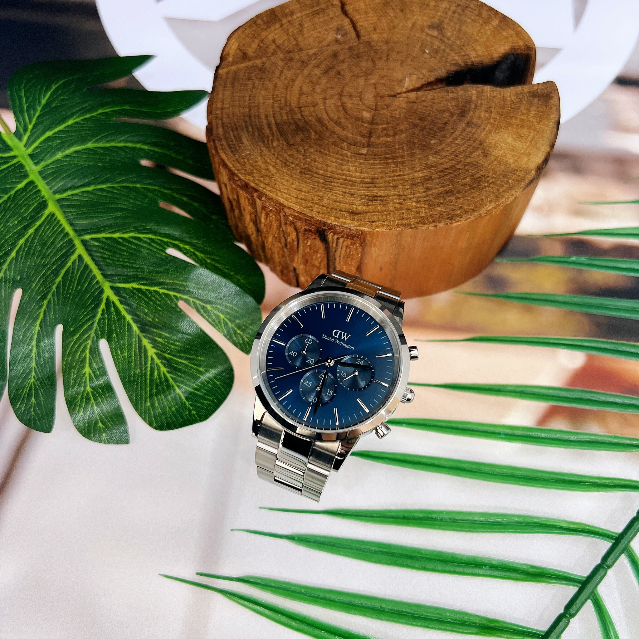 【DW Daniel Wellington】超越自我三眼計時腕錶DW00100644 42mm 現代鐘錶