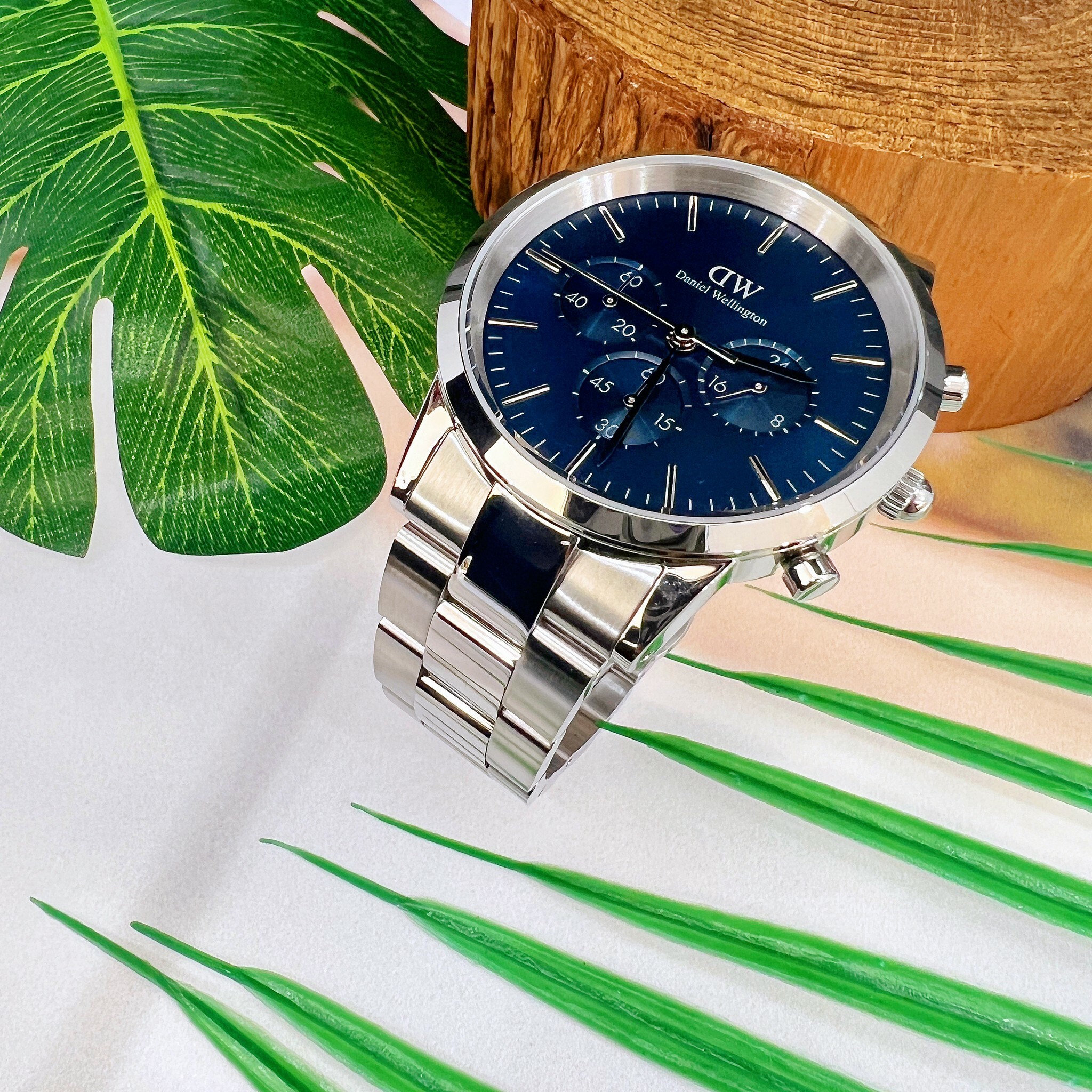 【DW Daniel Wellington】超越自我三眼計時腕錶DW00100644 42mm 現代鐘錶