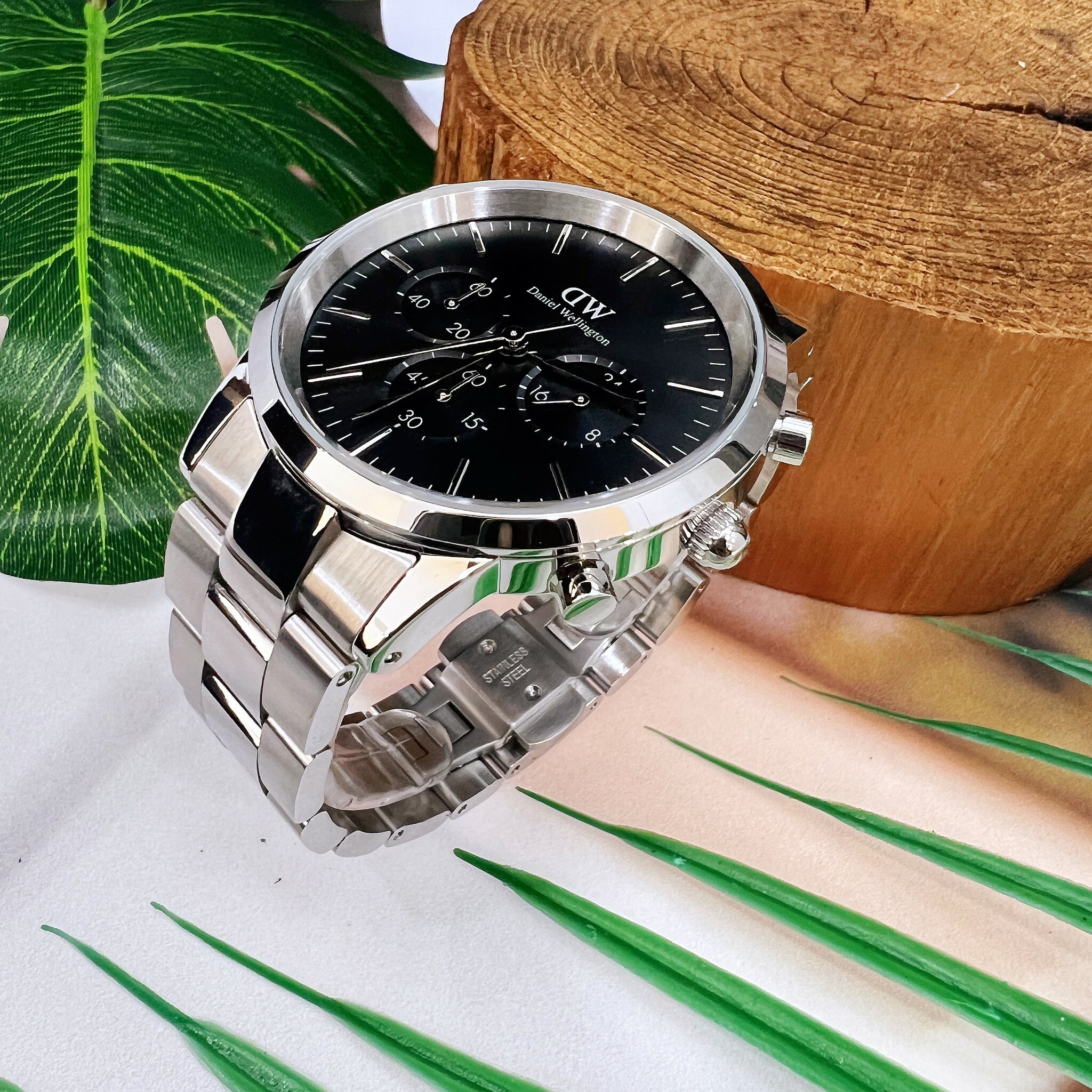 【DW Daniel Wellington】超越自我三眼計時腕錶DW00100645 42mm 現代鐘錶