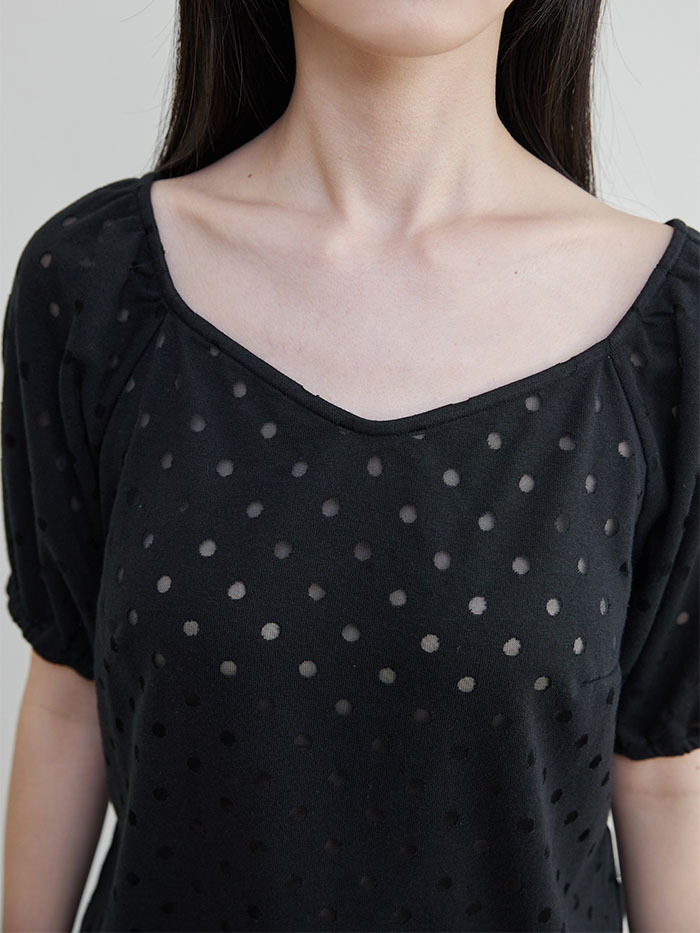 微笑弧線鬆緊袖上衣-煤球