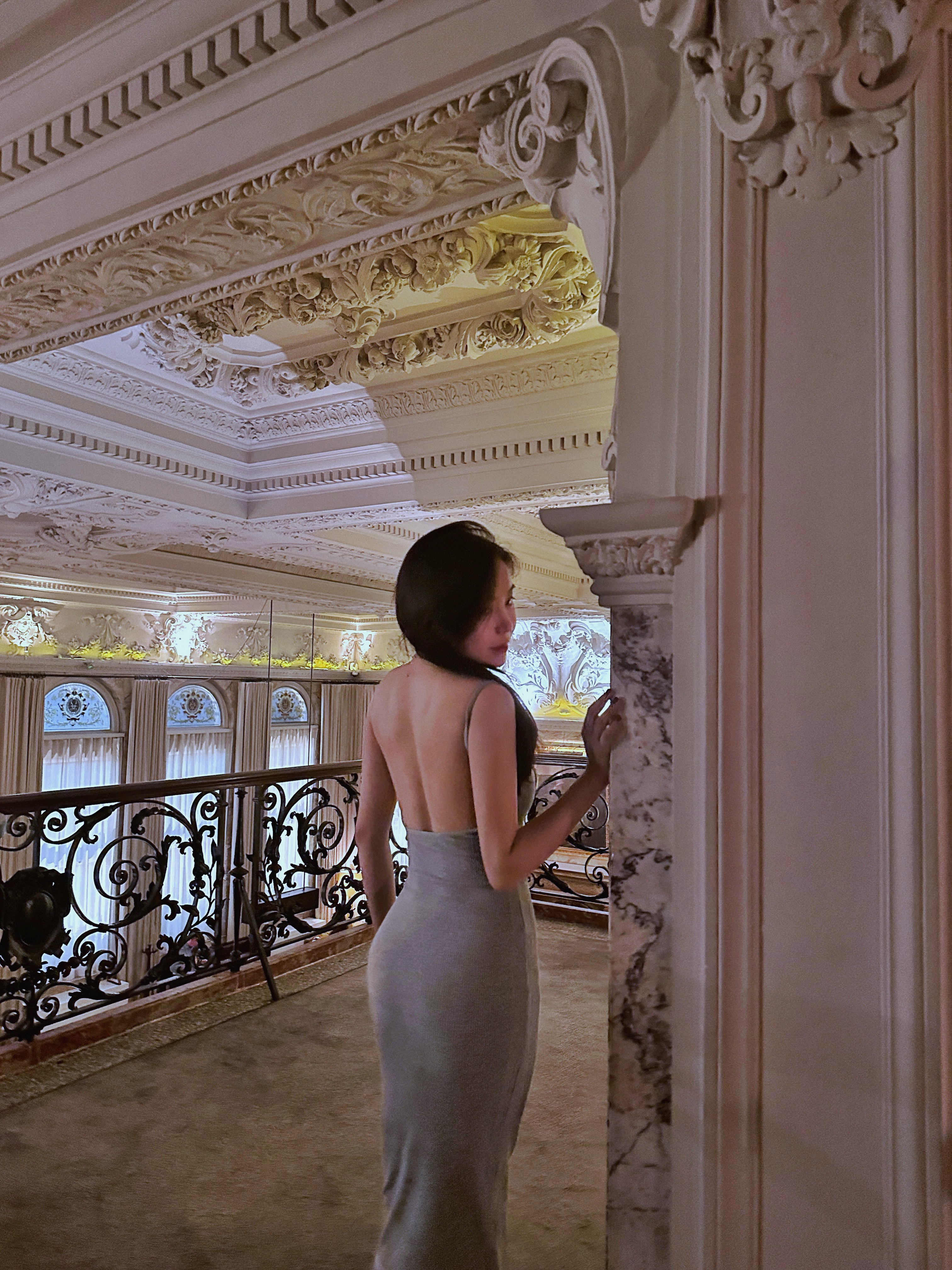 Streets of LDN 漫步倫敦街頭 螺紋細肩挖背長洋裝