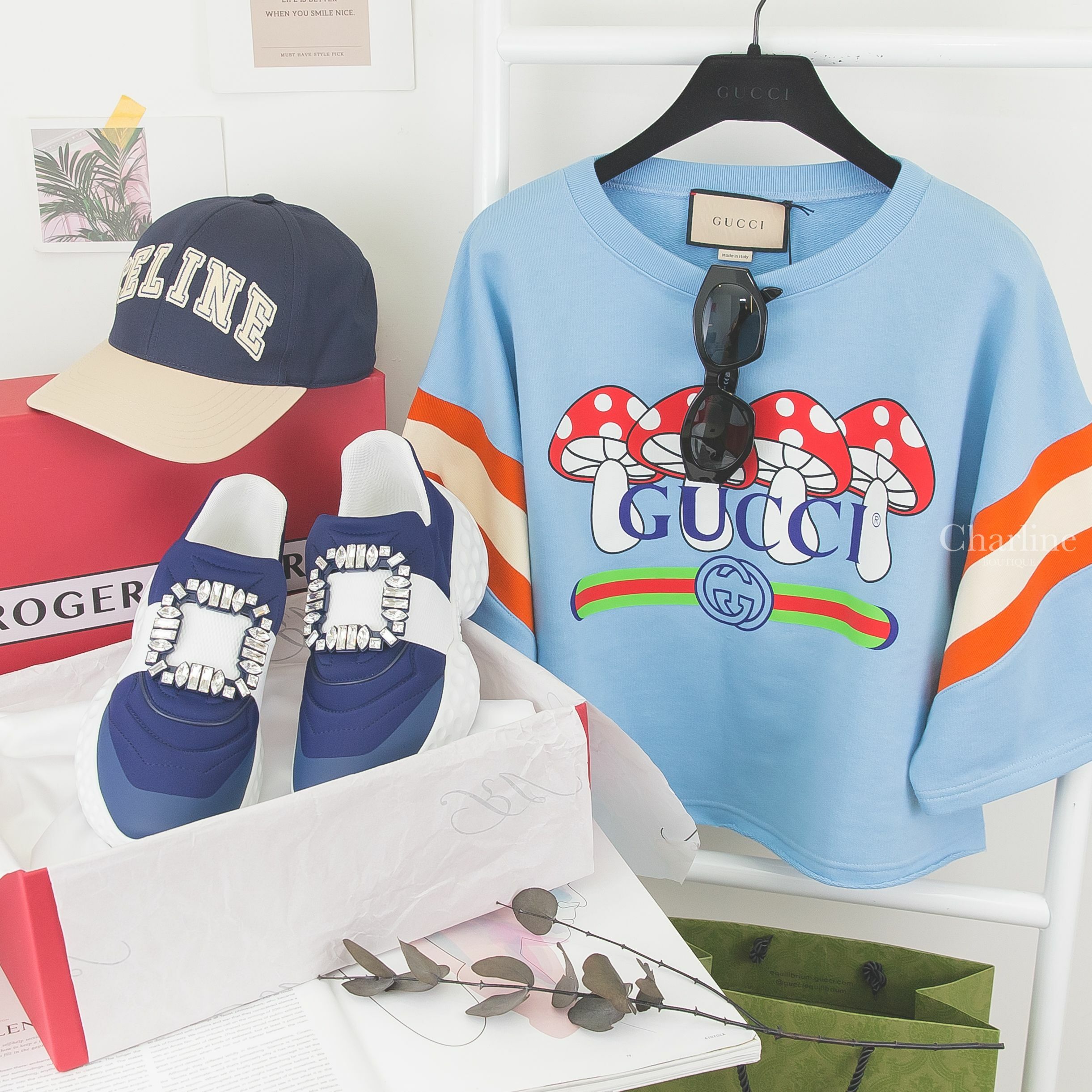Roger Vivier 藍色/白色水晶方釦太空棉運動鞋,Gucci 藍底紅色蘑菇印花短版落肩五分短袖棉T,Celine 黑色六角形狀側邊銀色凱旋門太陽眼鏡,Celine 海軍藍拼奶油色刺繡藍框棒球帽-Charline Boutique 精品代購