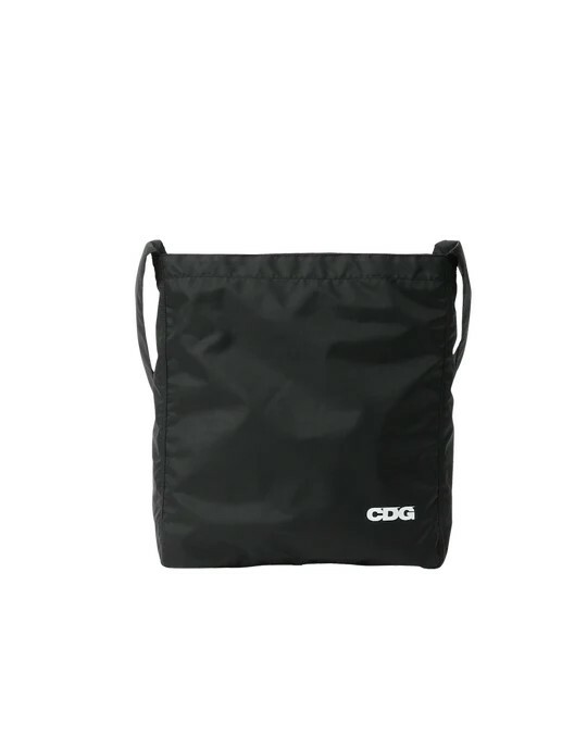 Comme des Garçons CDG 字體LOGO 尼龍單肩包