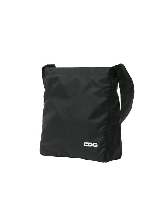 Comme des Garçons CDG 字體LOGO 尼龍單肩包