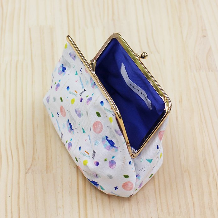 布川愛子 北極熊 帆布口金包 L｜日本表現社