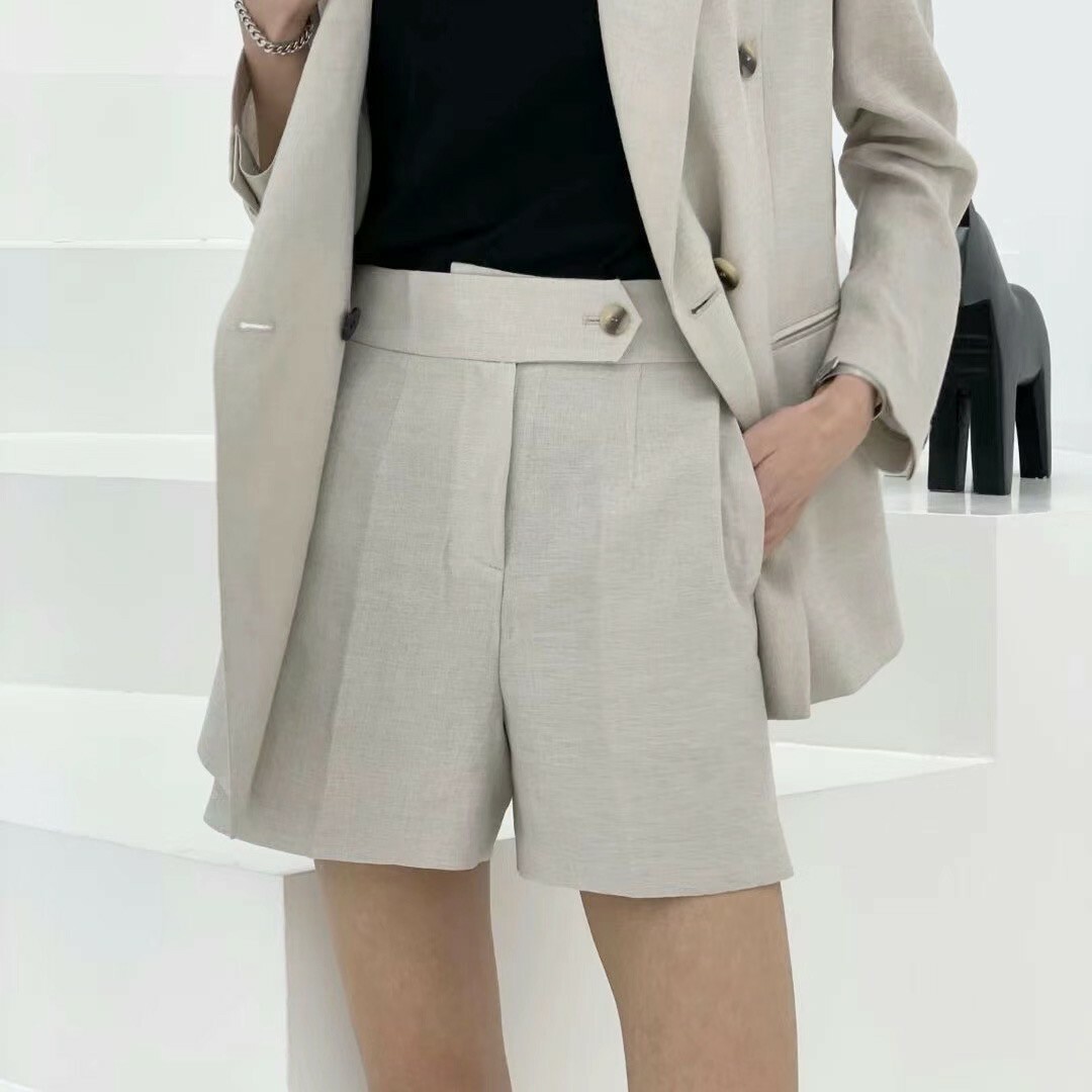 亞麻輕裝短褲