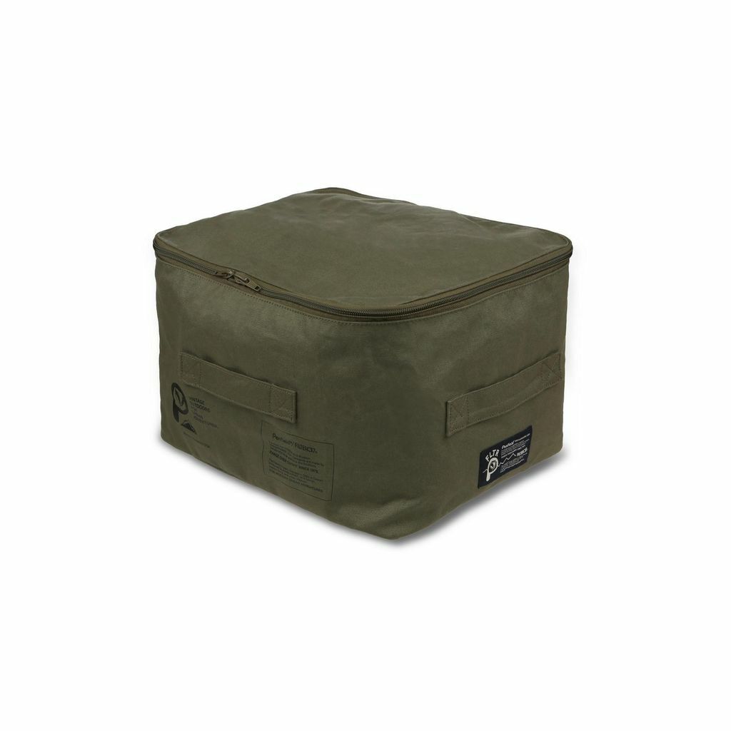 Penfield® X FILTER017® Waxed Canvas Soft Box 聯名上蠟帆布立體收納袋