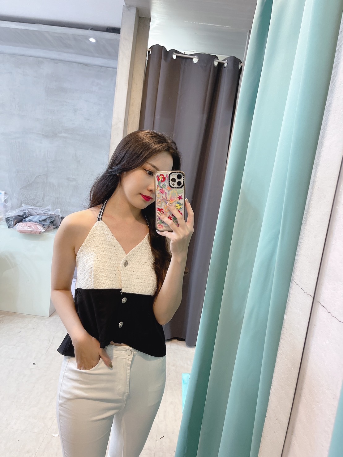 薄毛尼拚色 露背上衣