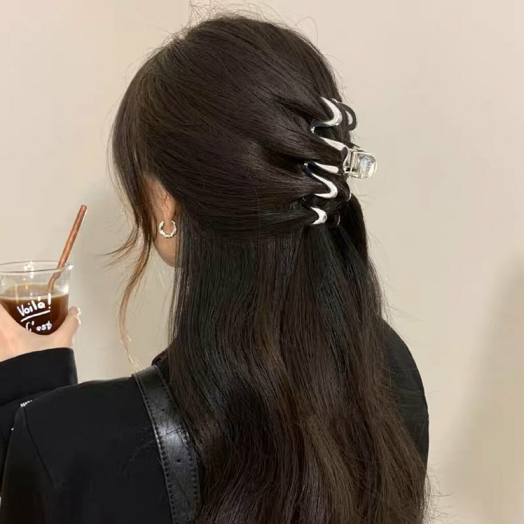 韓國冷淡風金屬鯊魚夾抓夾。三款