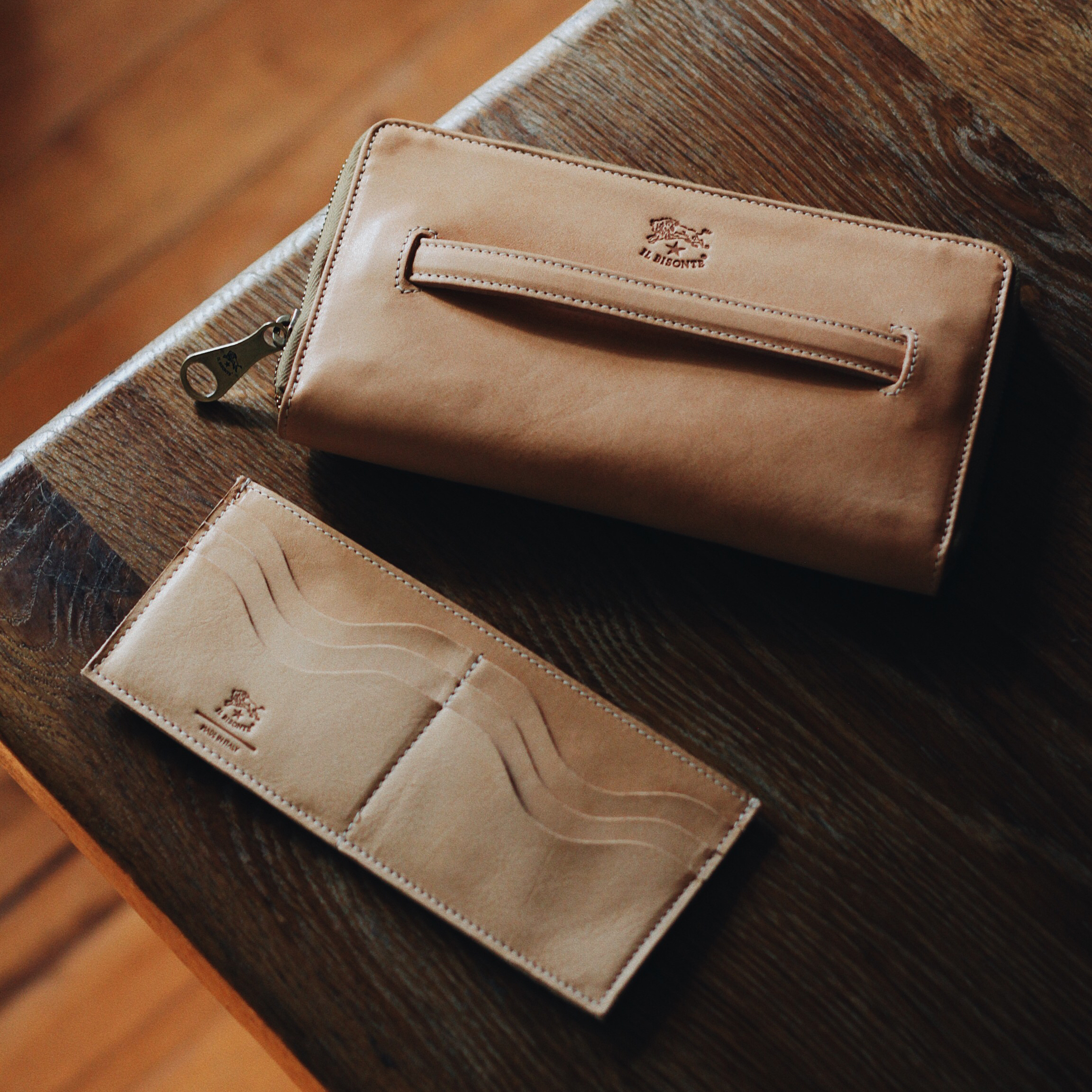 小物 IL BISONTE bifold zip wallet 小物 IL BISONTE bifold zip wallet Men's bi-fold wallet in