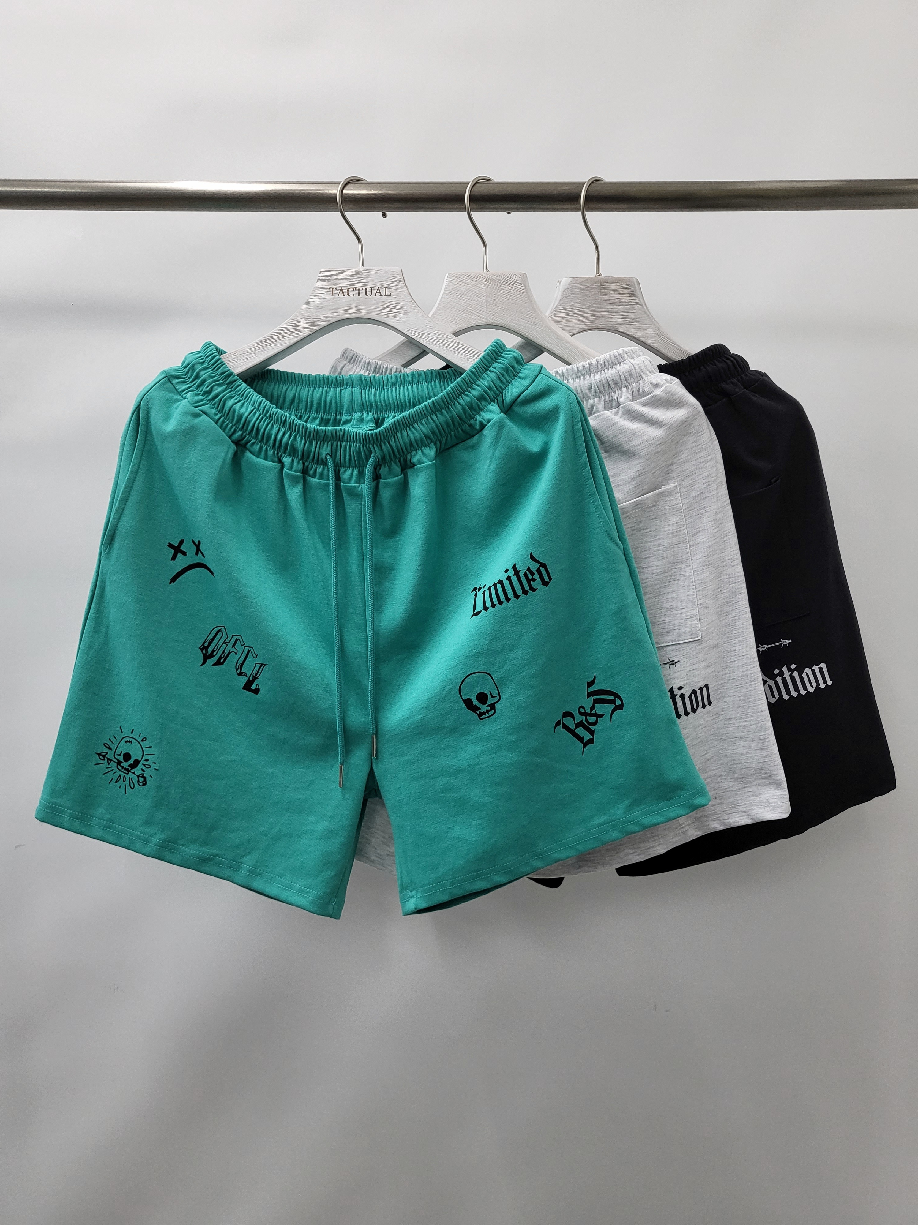 英文字圖案短褲 P2504