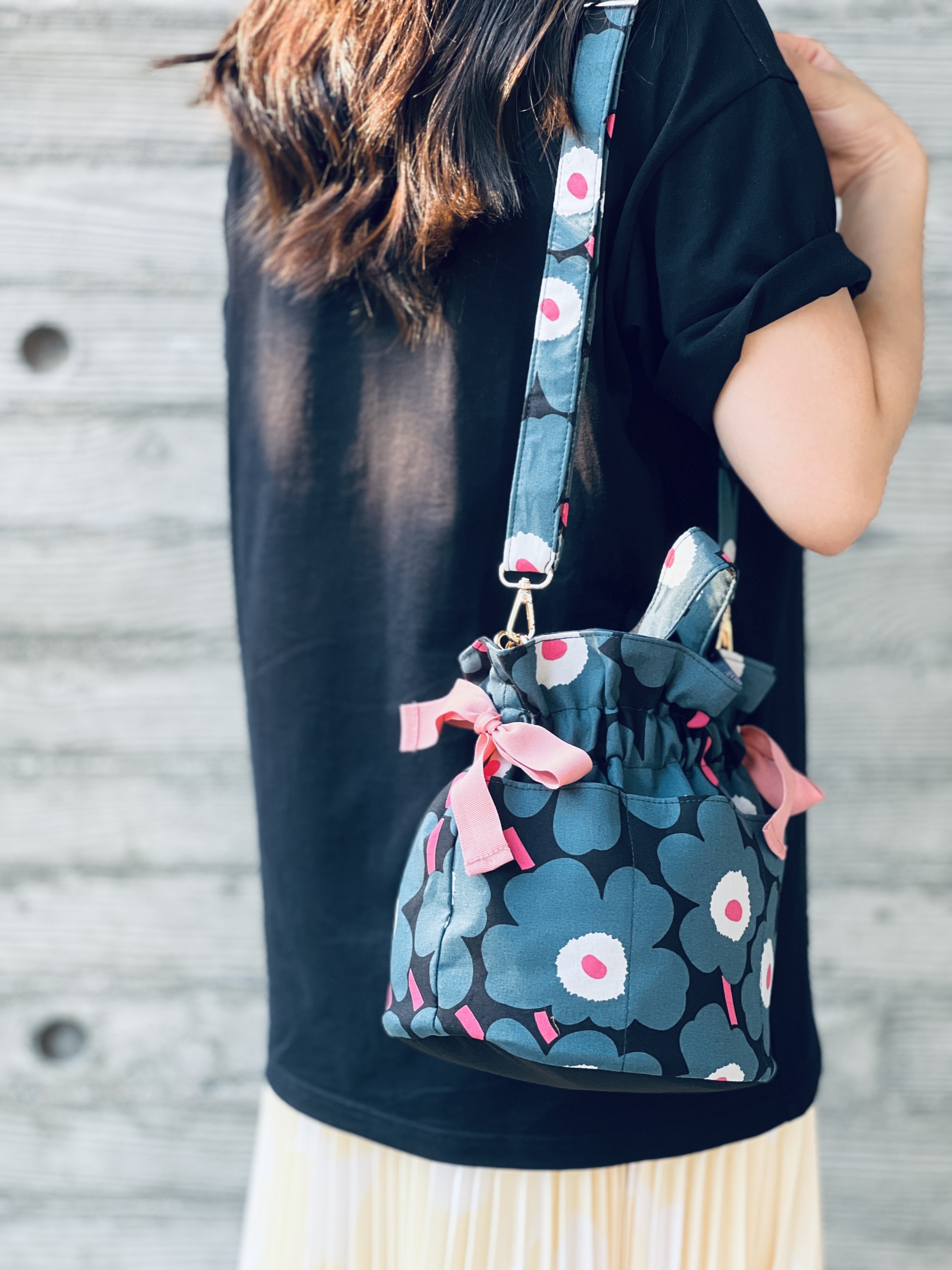 Bucket Bag | Marimekko fabric | 墨綠色 x 桃紅芯Unikko 細花