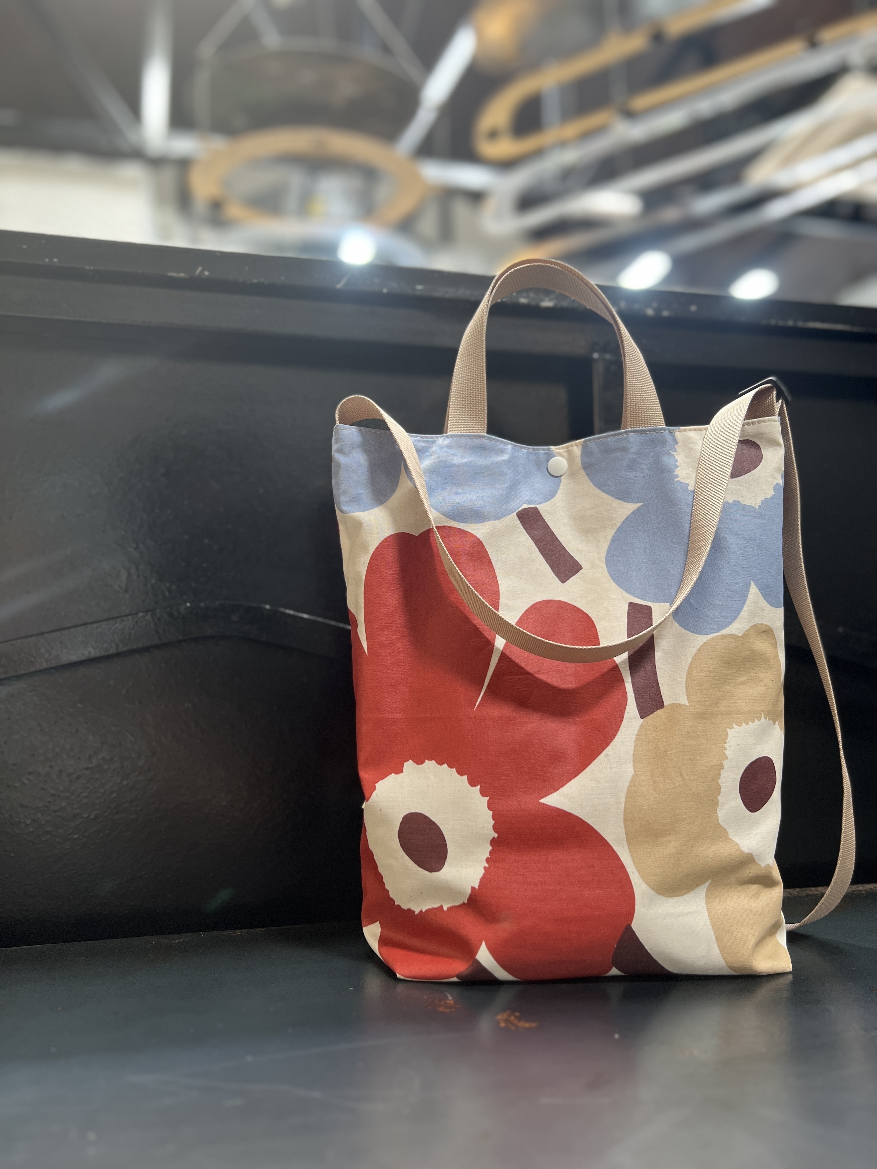 3 way easy tote | Marimekko waterproof fabric | Asia Limited 3 色 Unikko