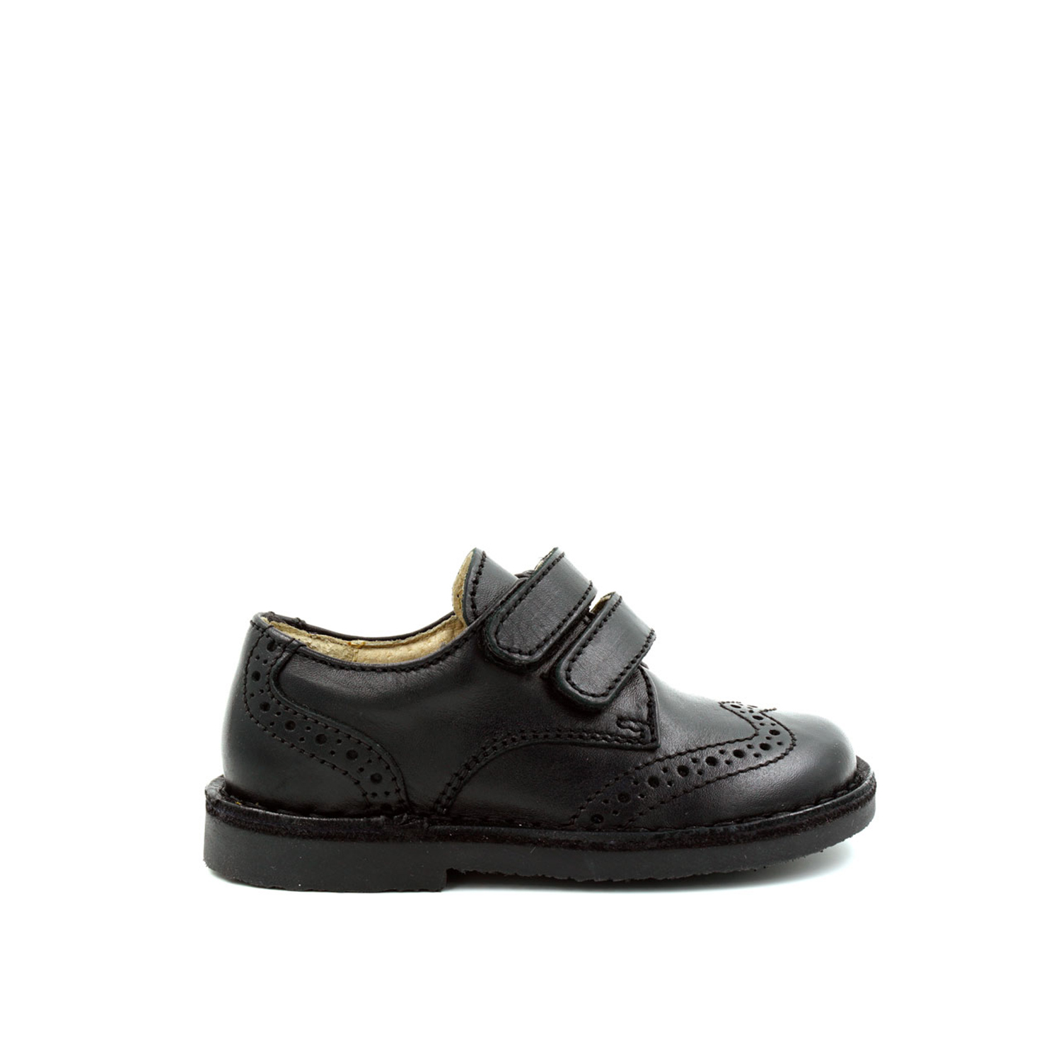 Petasil Chico 黑色學生皮鞋