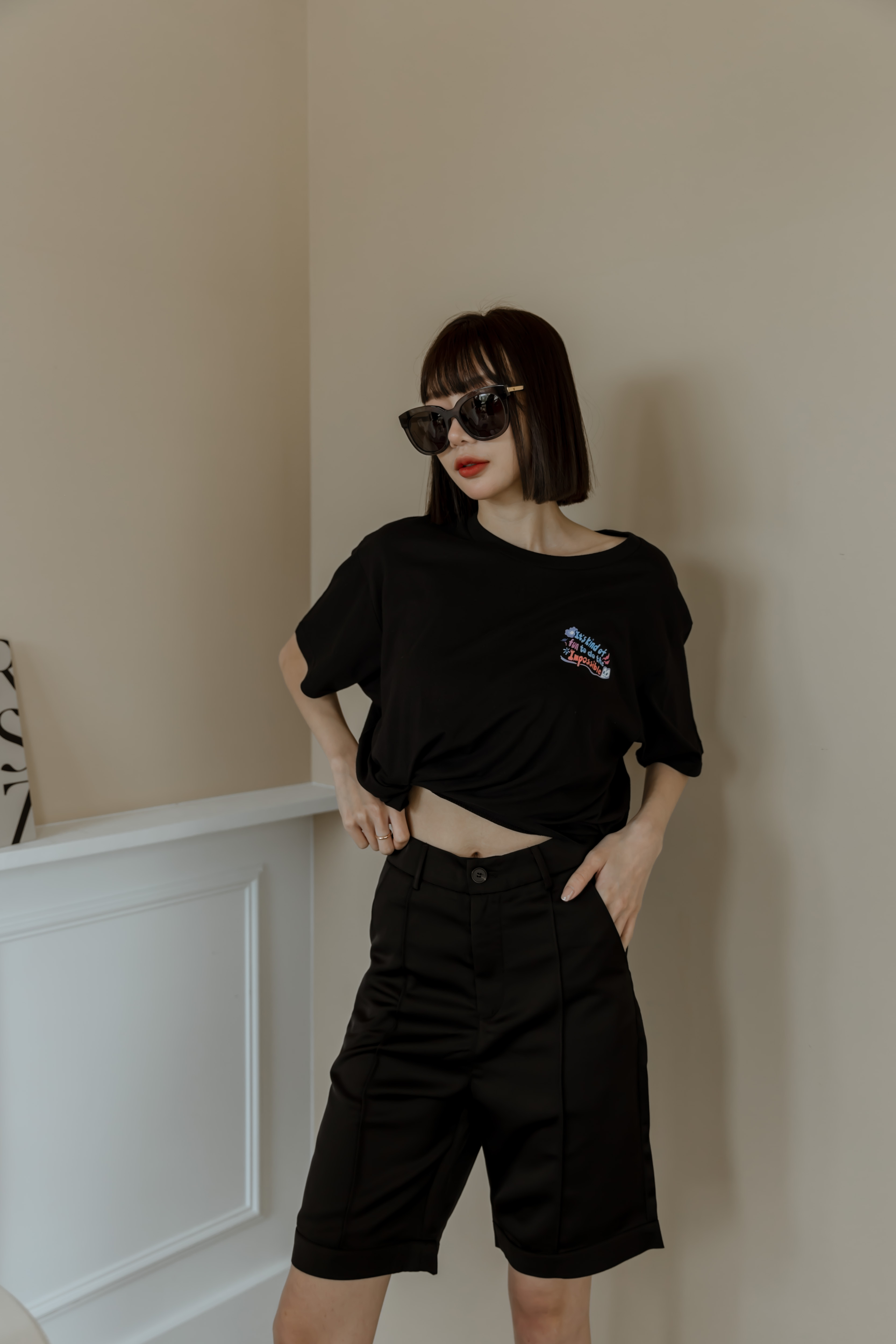 緞面壓線顯瘦直筒五分褲