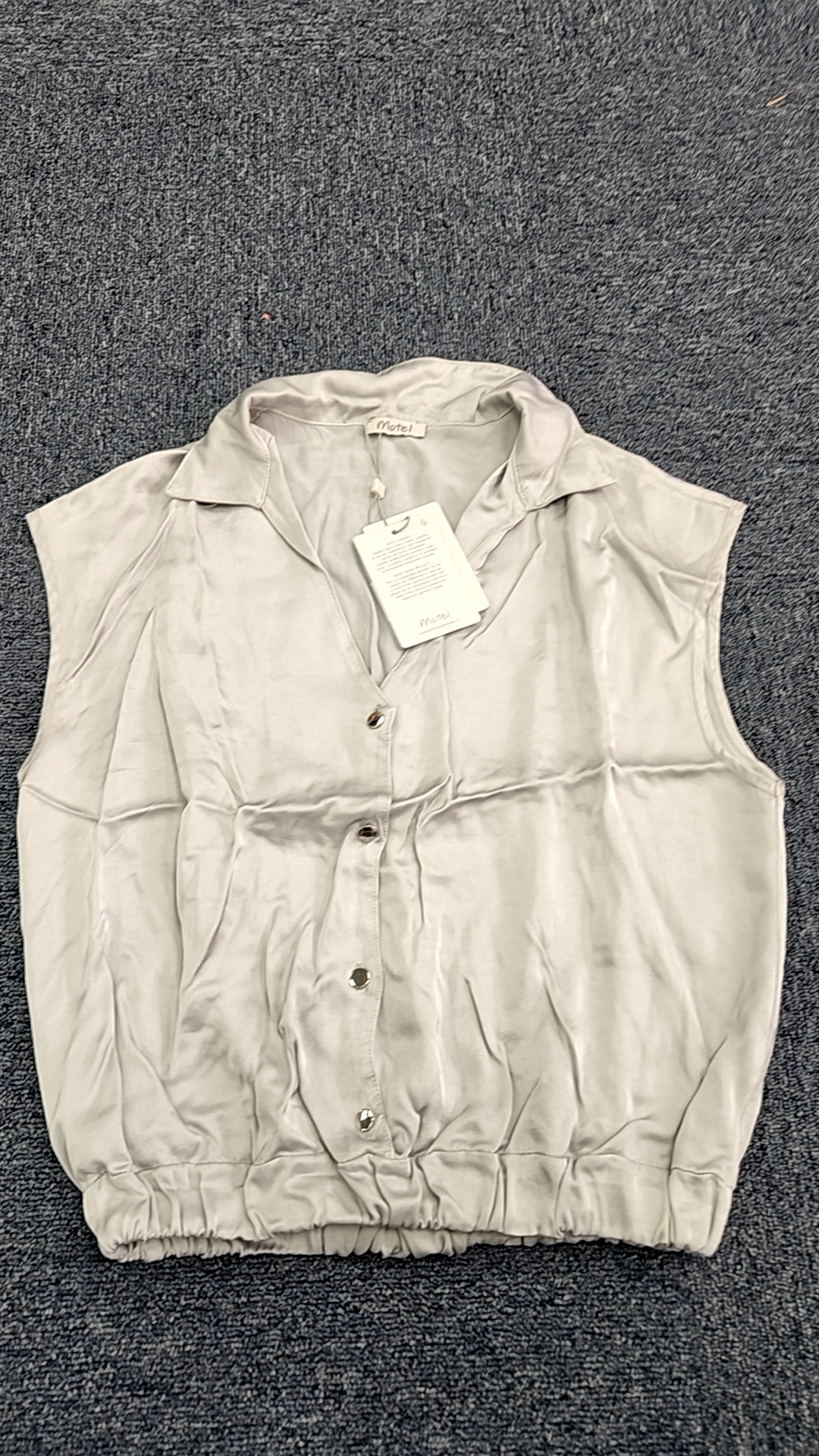 Motel 灰色滑料背心恤208693 - M