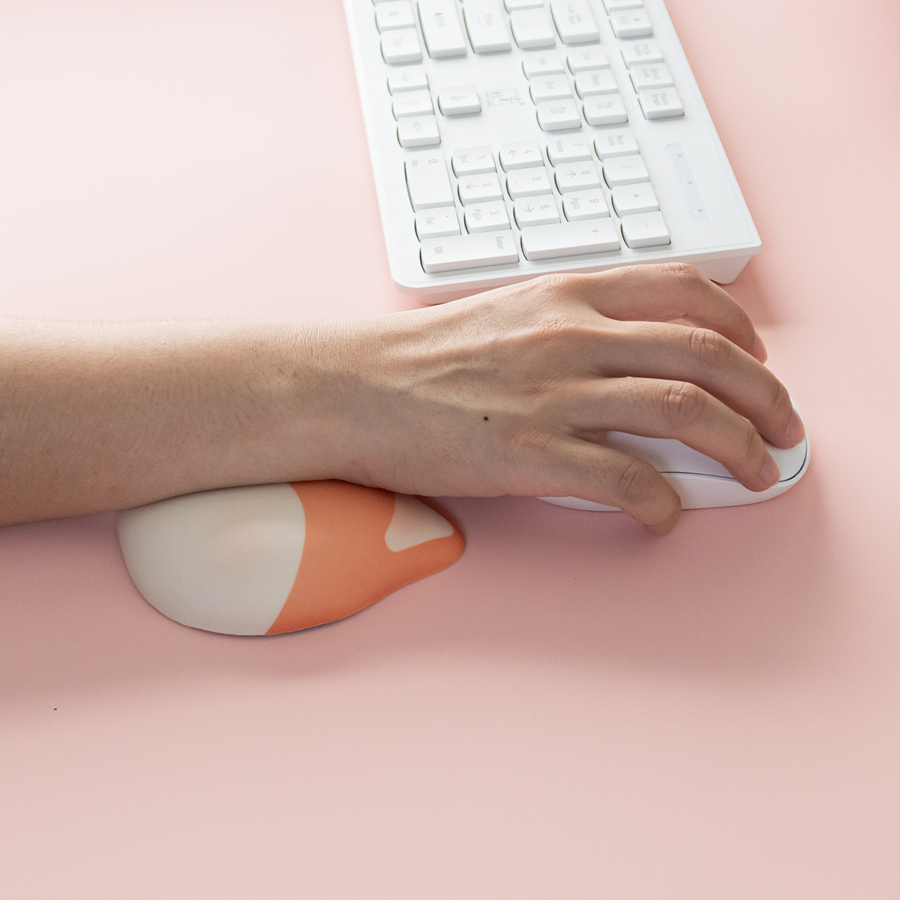 【哎呦～好擠】萌柴滑鼠護腕墊