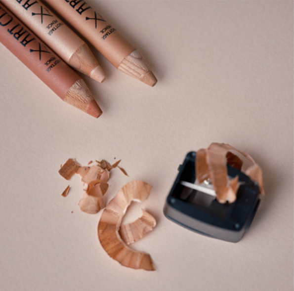 《現貨》too cool for school 臥蠶筆/筆刨