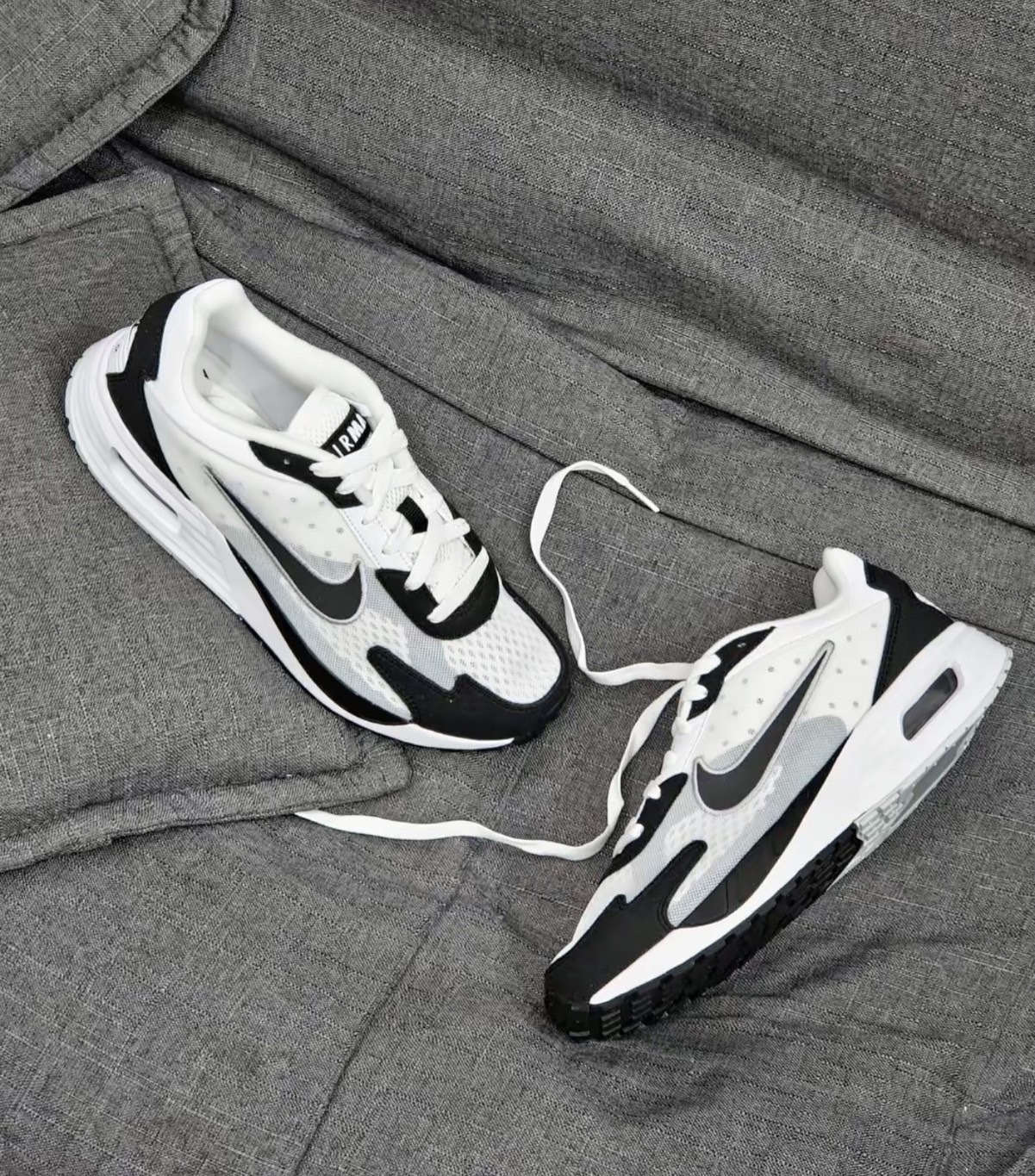 Nike Air Max Solo Panda 黑白熊貓