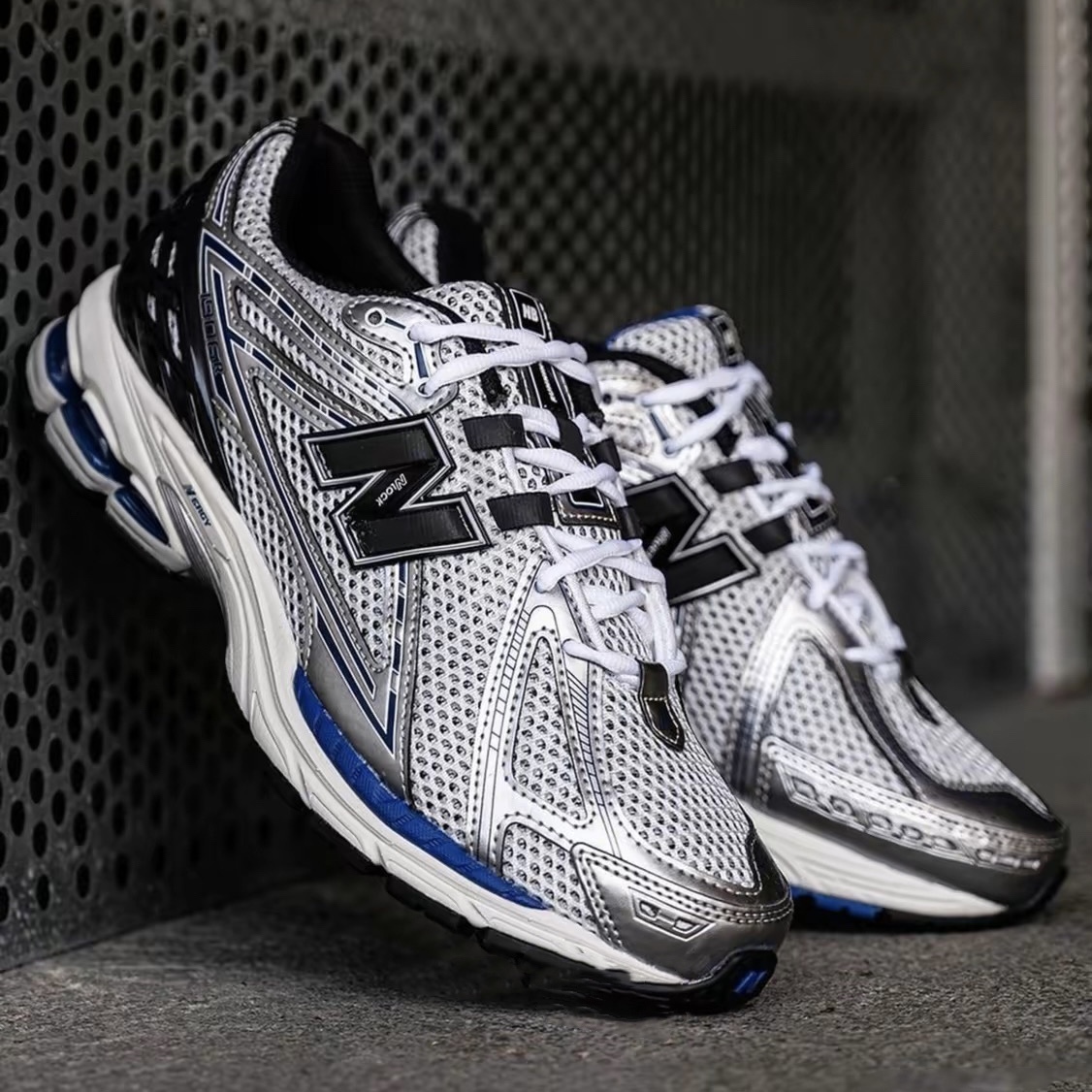 1906R 'Silver Team Royal'  M1906RCD【現貨商品】