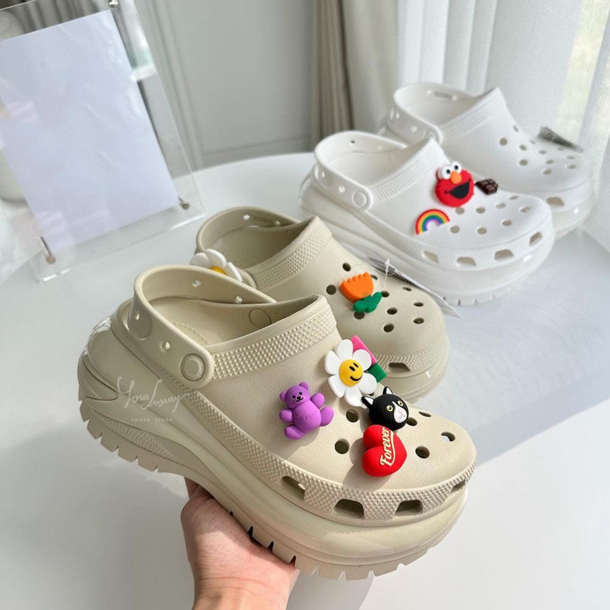 【LUXURY】韓國  Crocs 卡駱馳 Mega Crush經典光輪克駱格 增高 鋸齒底 厚底 防水 布希鞋 涼拖鞋