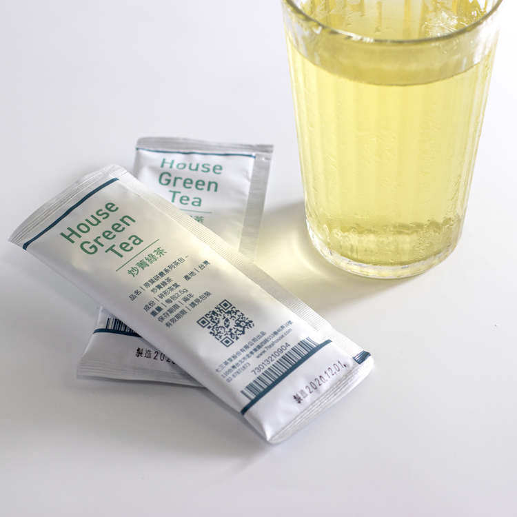 炒菁綠茶是富含兒茶素的茶類，飯後飲用去油解膩、幫助代謝油酯。