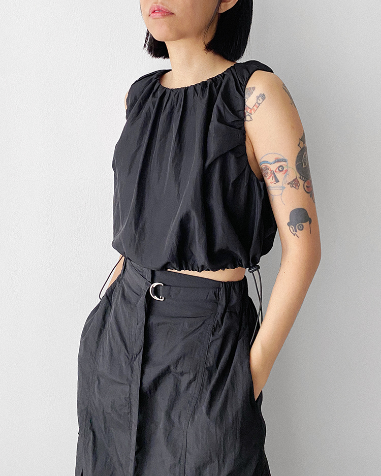 MFT-2334 抽繩抓褶短上衣