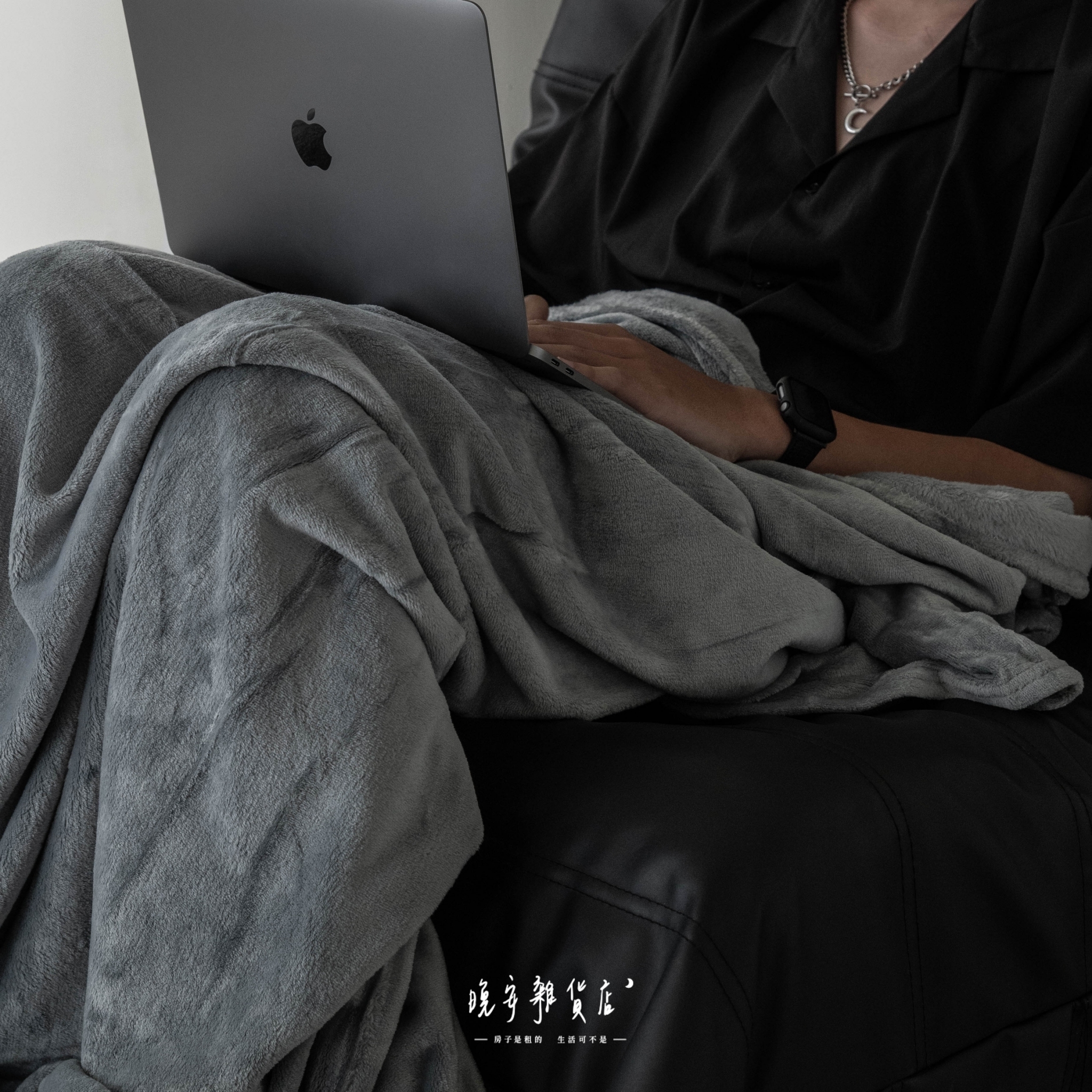 法蘭絨【淺灰色】空調毛毯