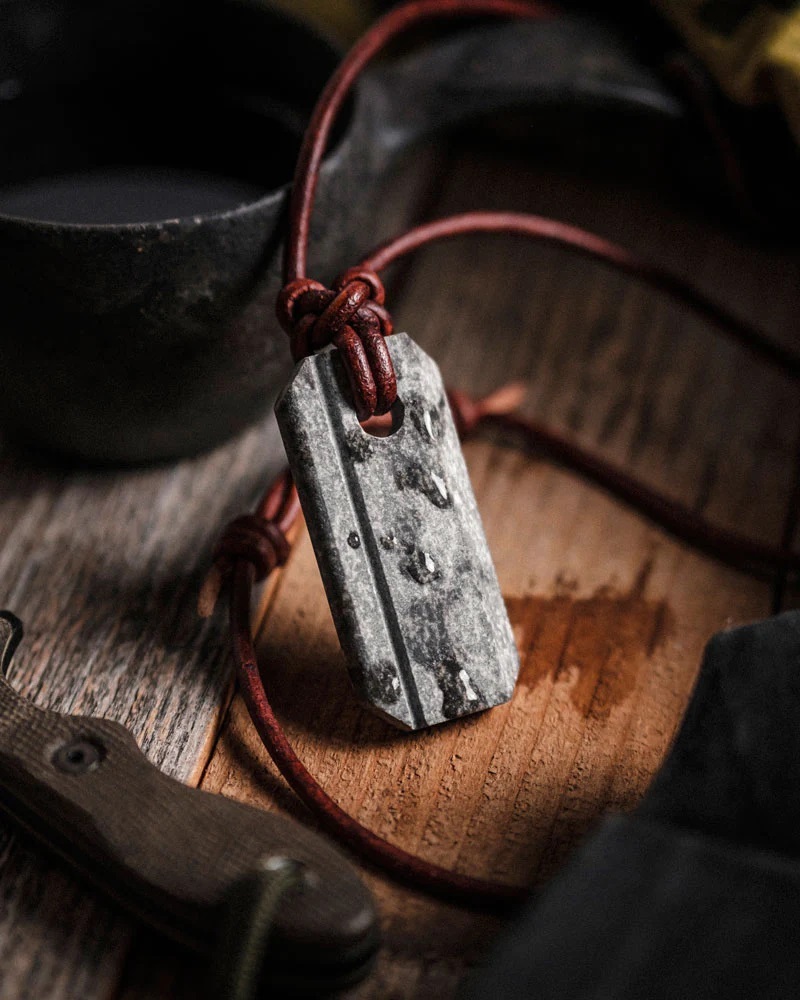 Wazoo Survival Gear VIKING WHETSTONE 維京磨刀石吊墜