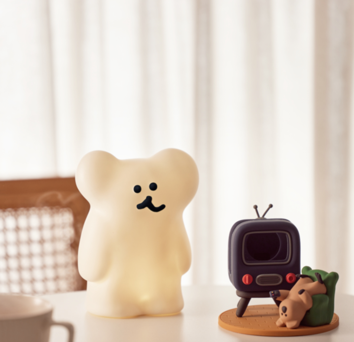 DINOTAENG Gulp the Bulb! Mini Bobo Lamp