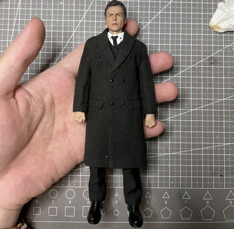 Custom Made 1989 Bruce Head Sculpt (Mezco Size)