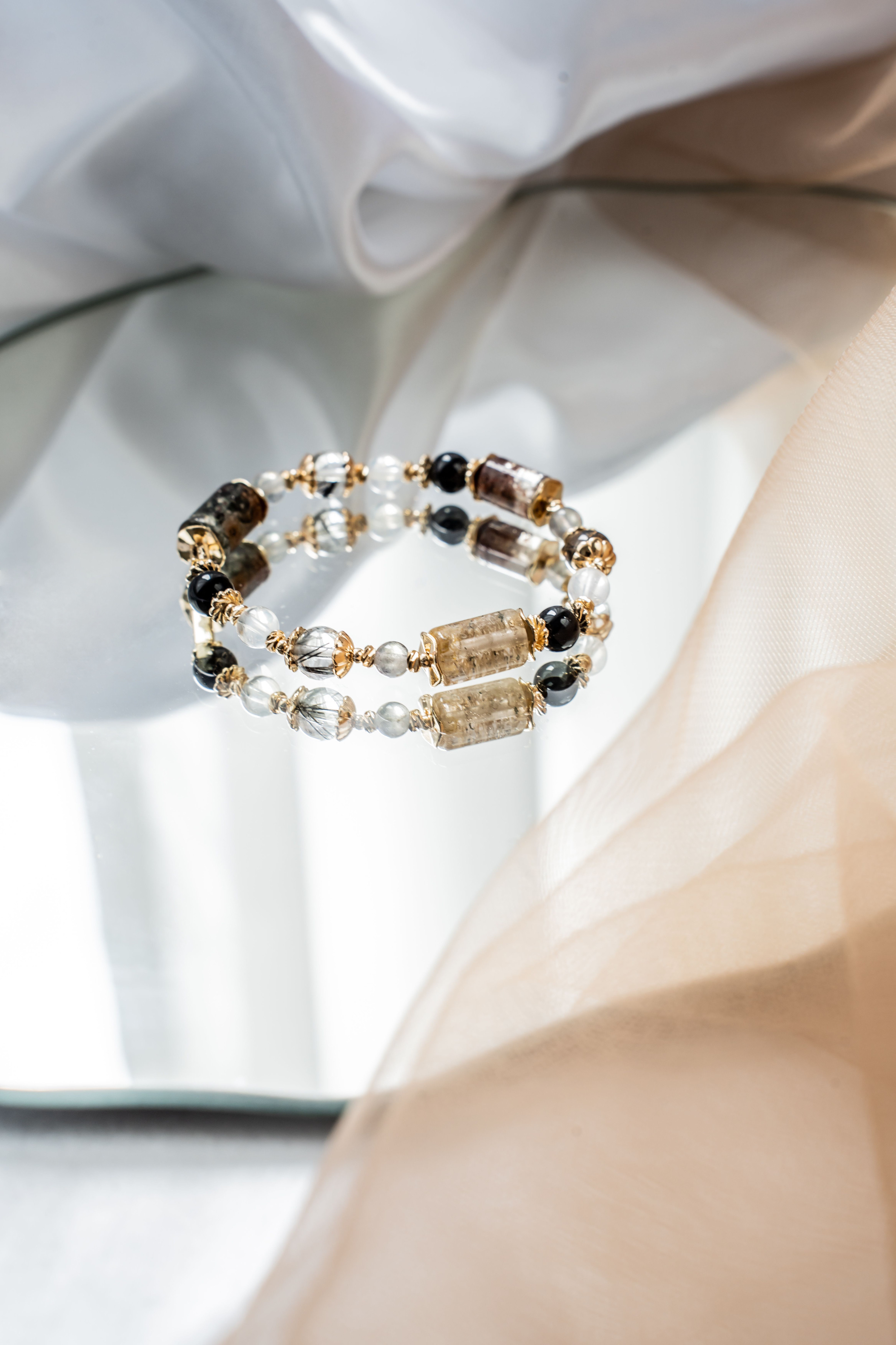 複雜的灰色地帶