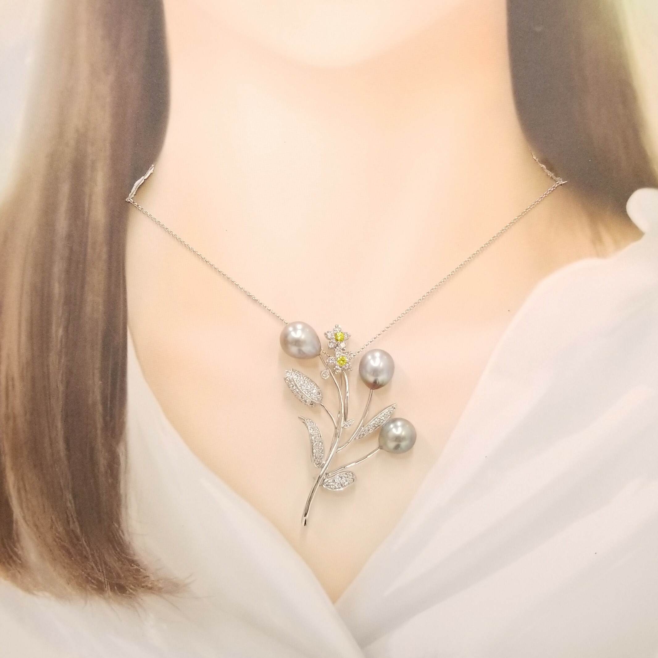 18K White Gold 1.10ct Diamond and Pearl Brooch