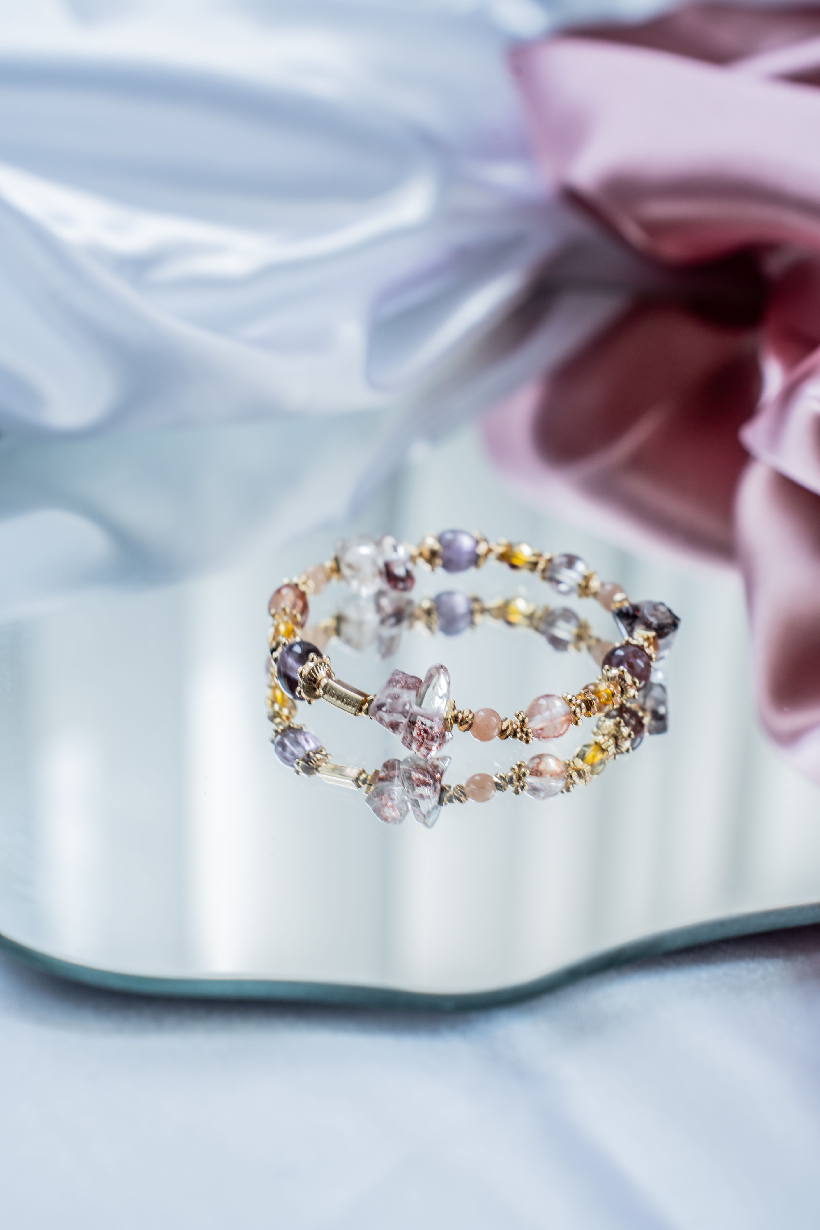 聖托雅尼的夕陽：超七｜黃水晶｜ 紅膠花｜ 橙月光｜紫幽靈