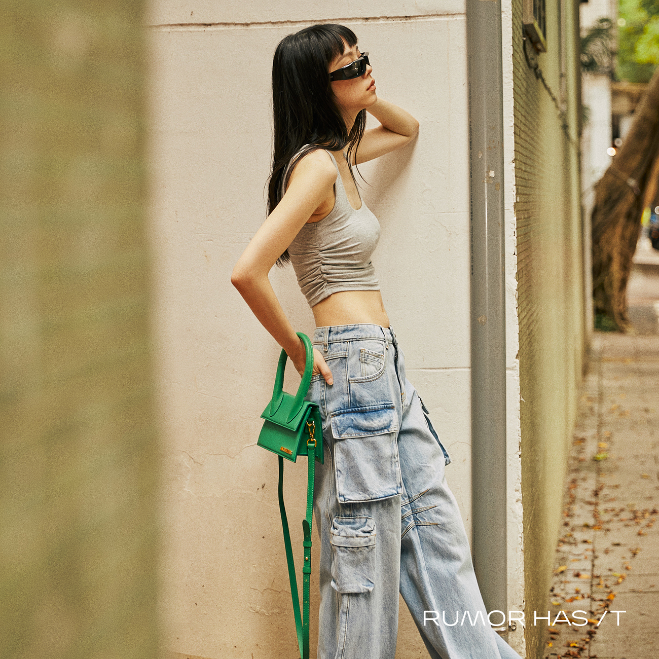 Arc Wrinkled Bra Top-Light Gray