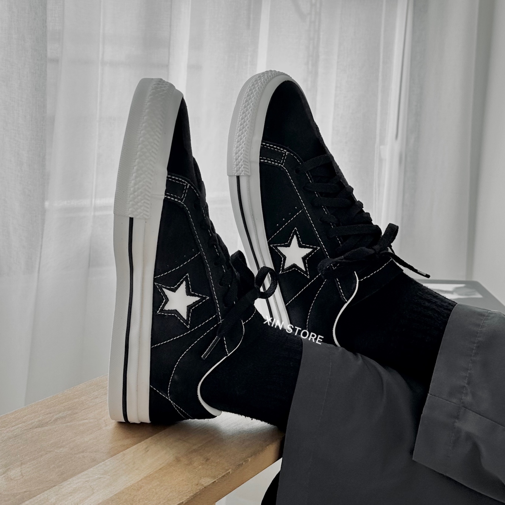 Converse 23 S/S One Star Pro 低筒星星麂皮白標滑板鞋黑白