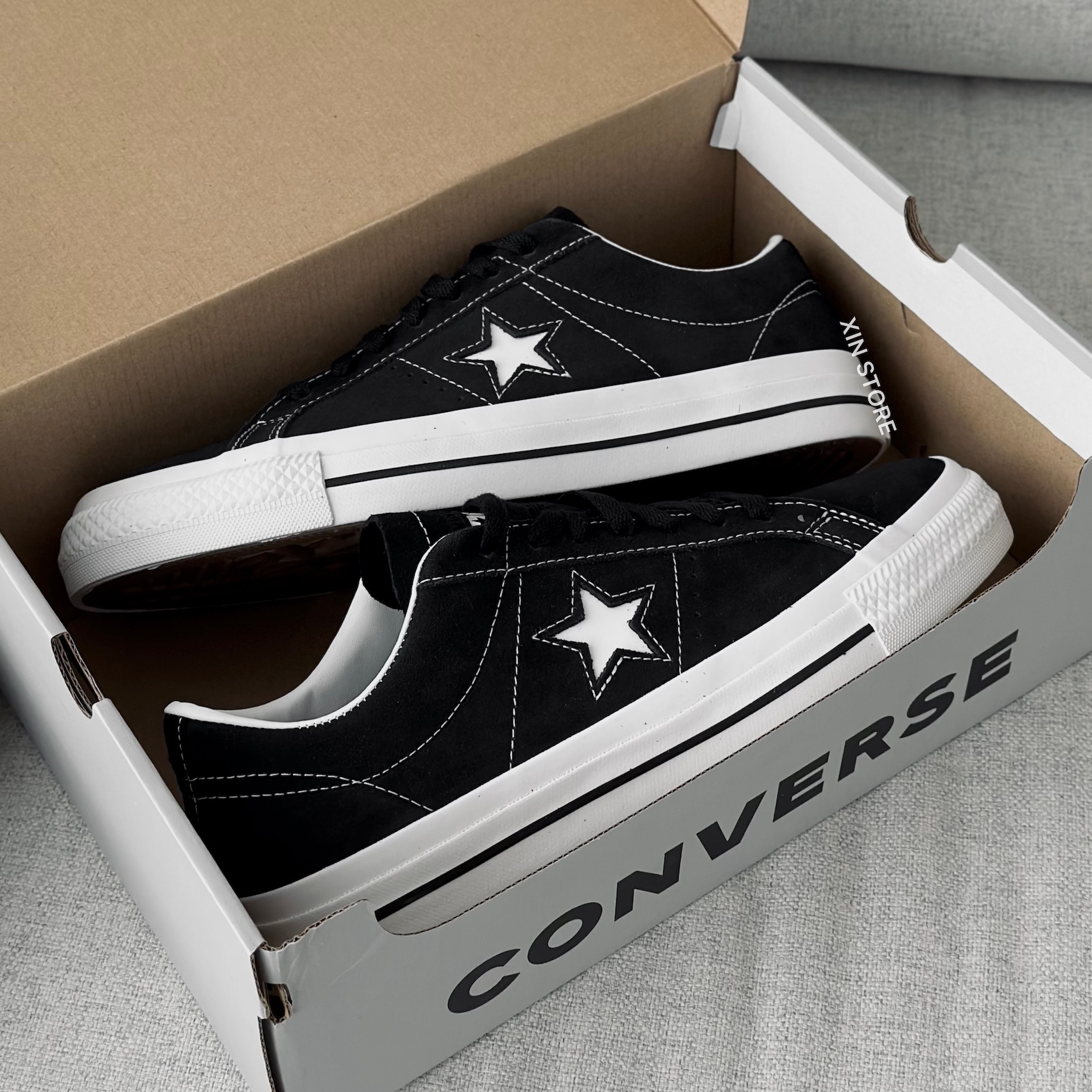 Converse 23 S/S One Star Pro 低筒星星麂皮白標滑板鞋黑白