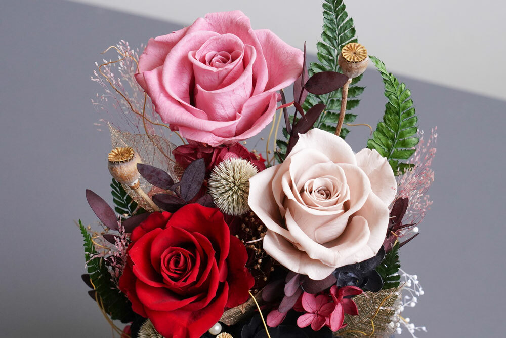 永生花玻璃罩紅玫瑰特寫,永生花推薦,紅玫瑰