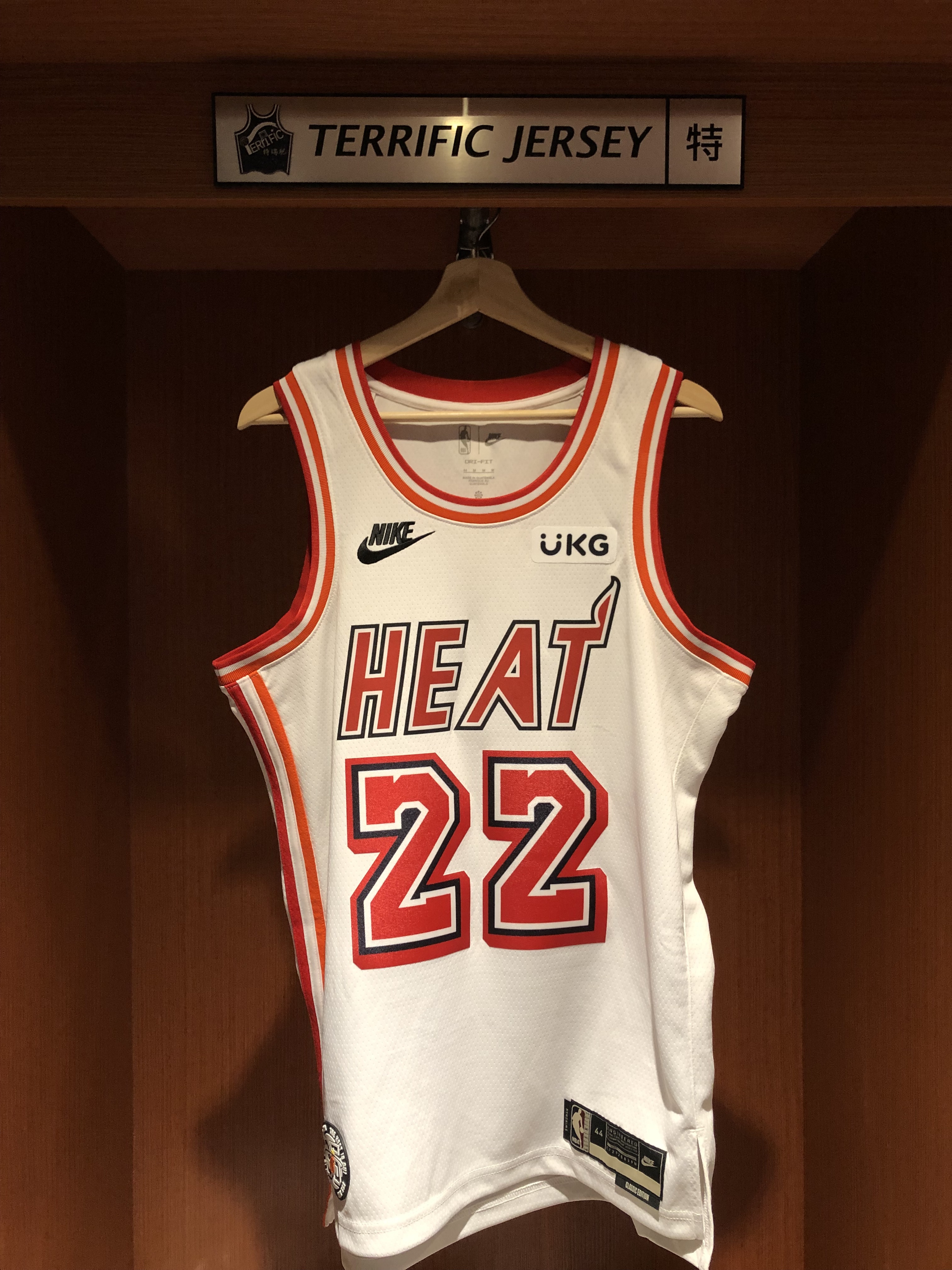 NBA球衣 Jimmy Butler 邁阿密熱火復古白 HWC Nike Swingman 球迷版 熱轉印 含贊助商標 全新