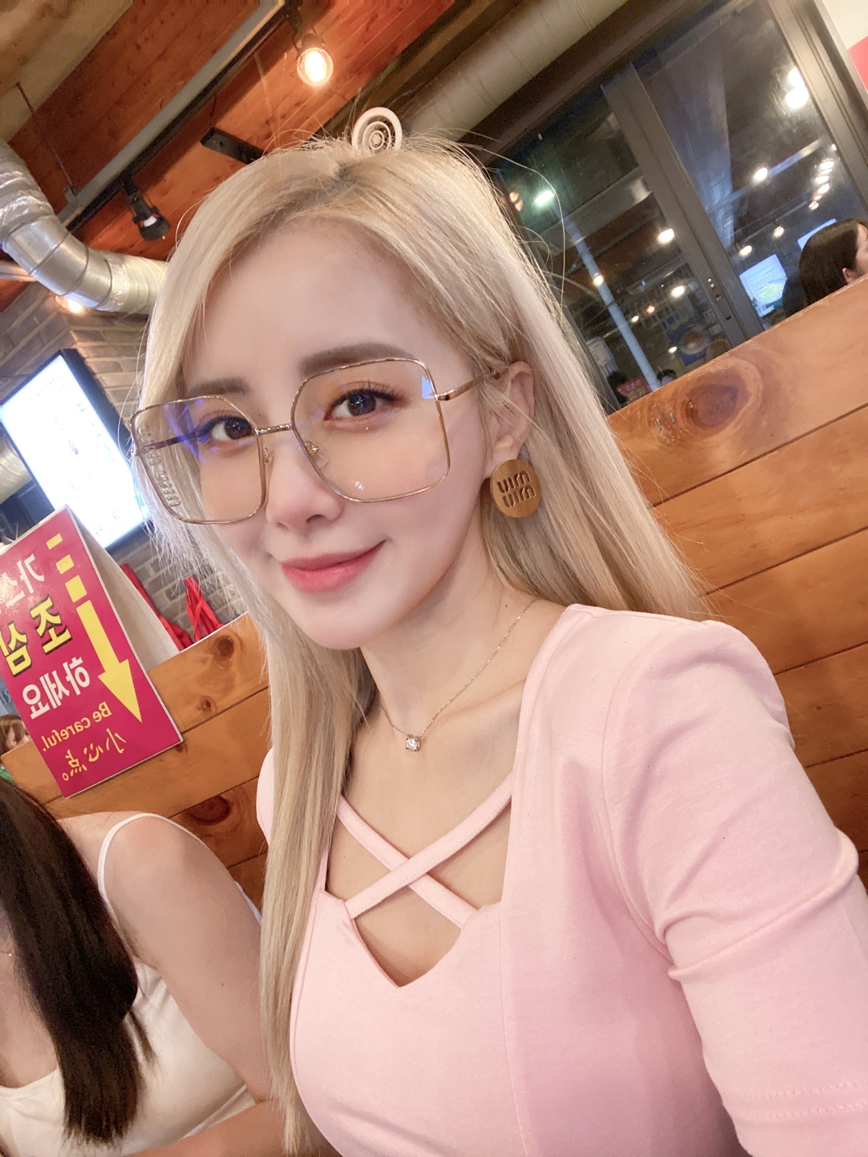 正韓純色百搭上衣｜現貨商品