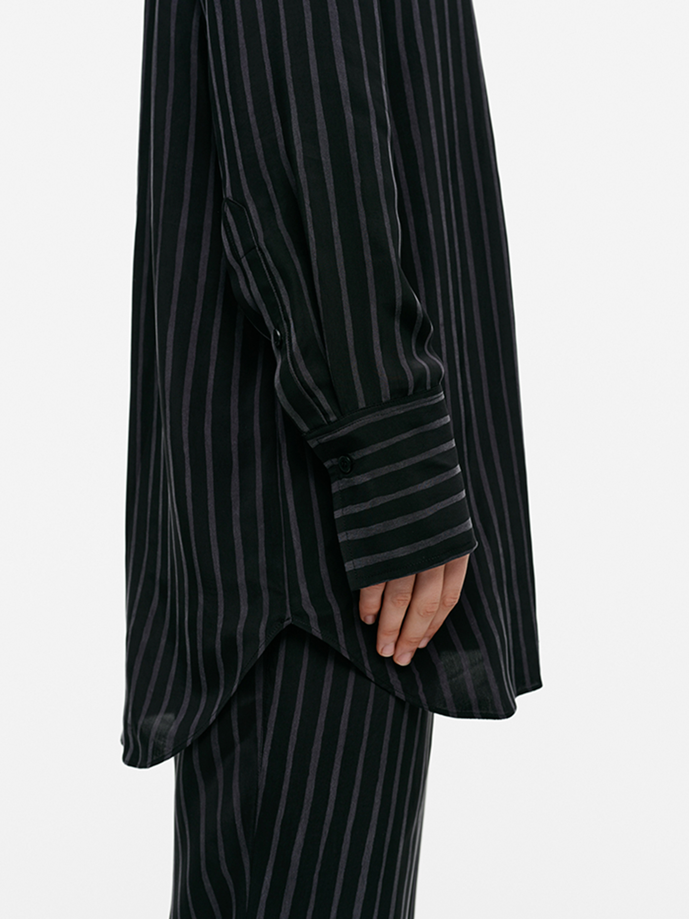 Piccolo / Maneeri cupro tunic シャツ Piccolo Cupro Maneeri V Neck Tunic 85cm