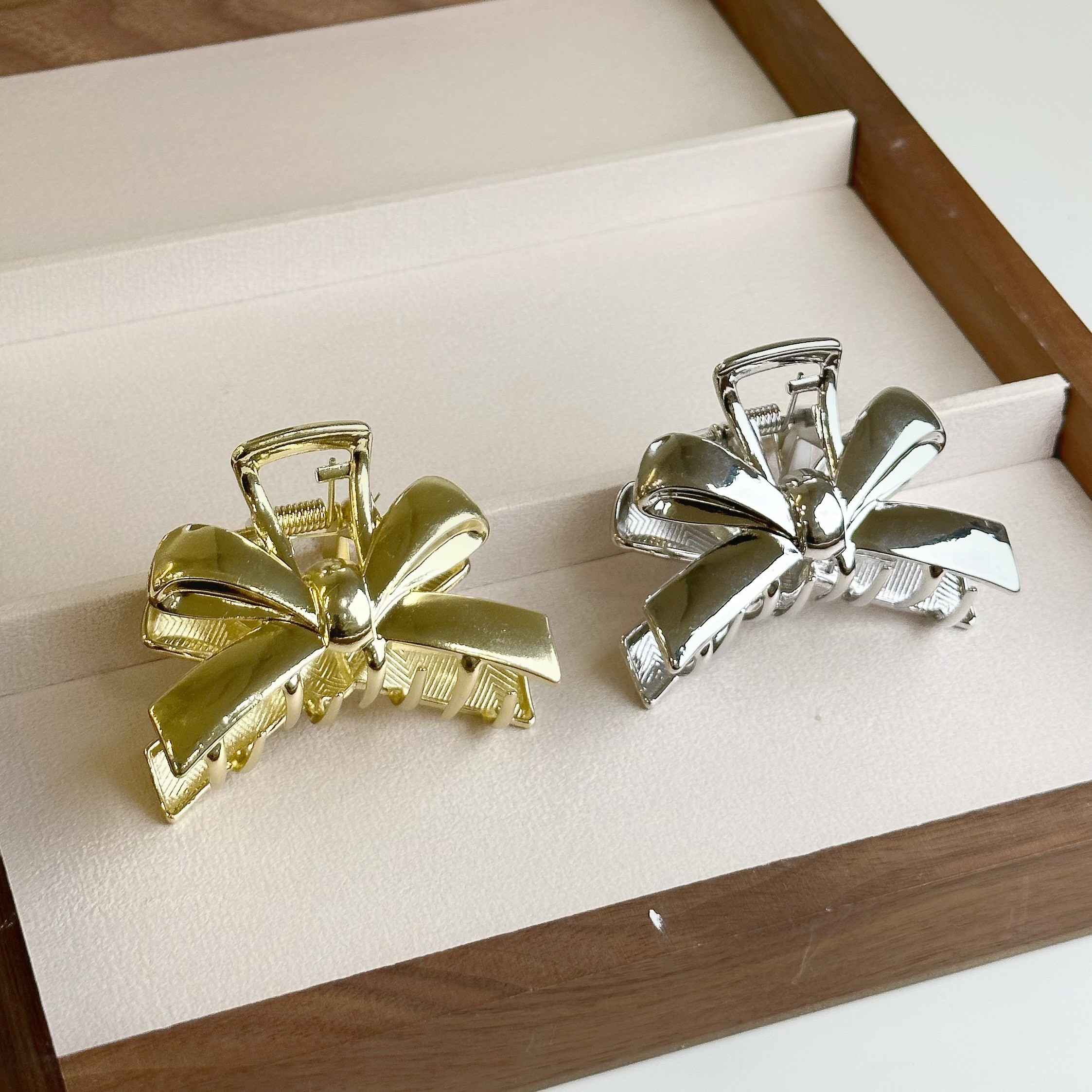 011金屬蝴蝶結半頭夾