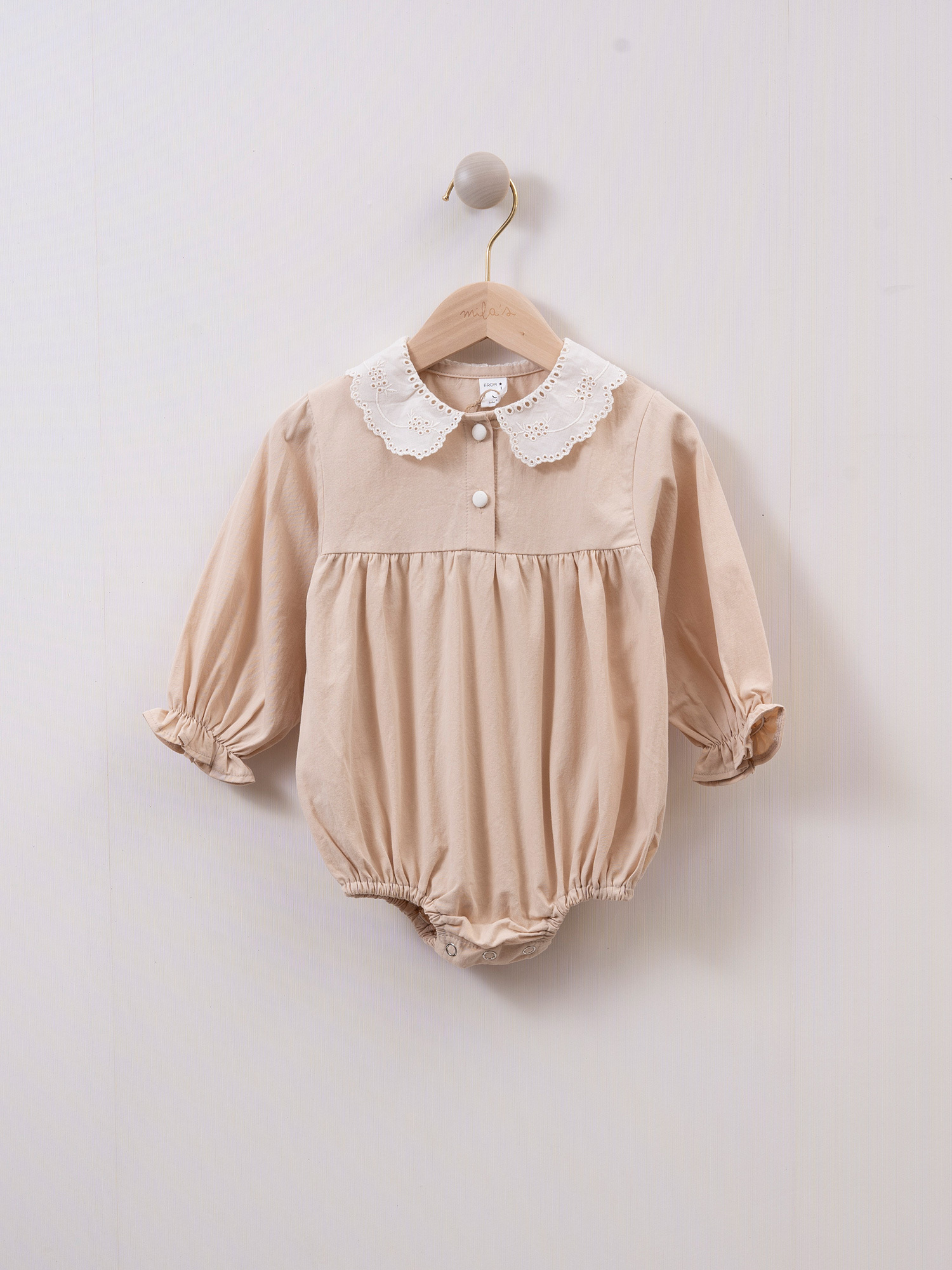 mila's 通花領長袖連身衣