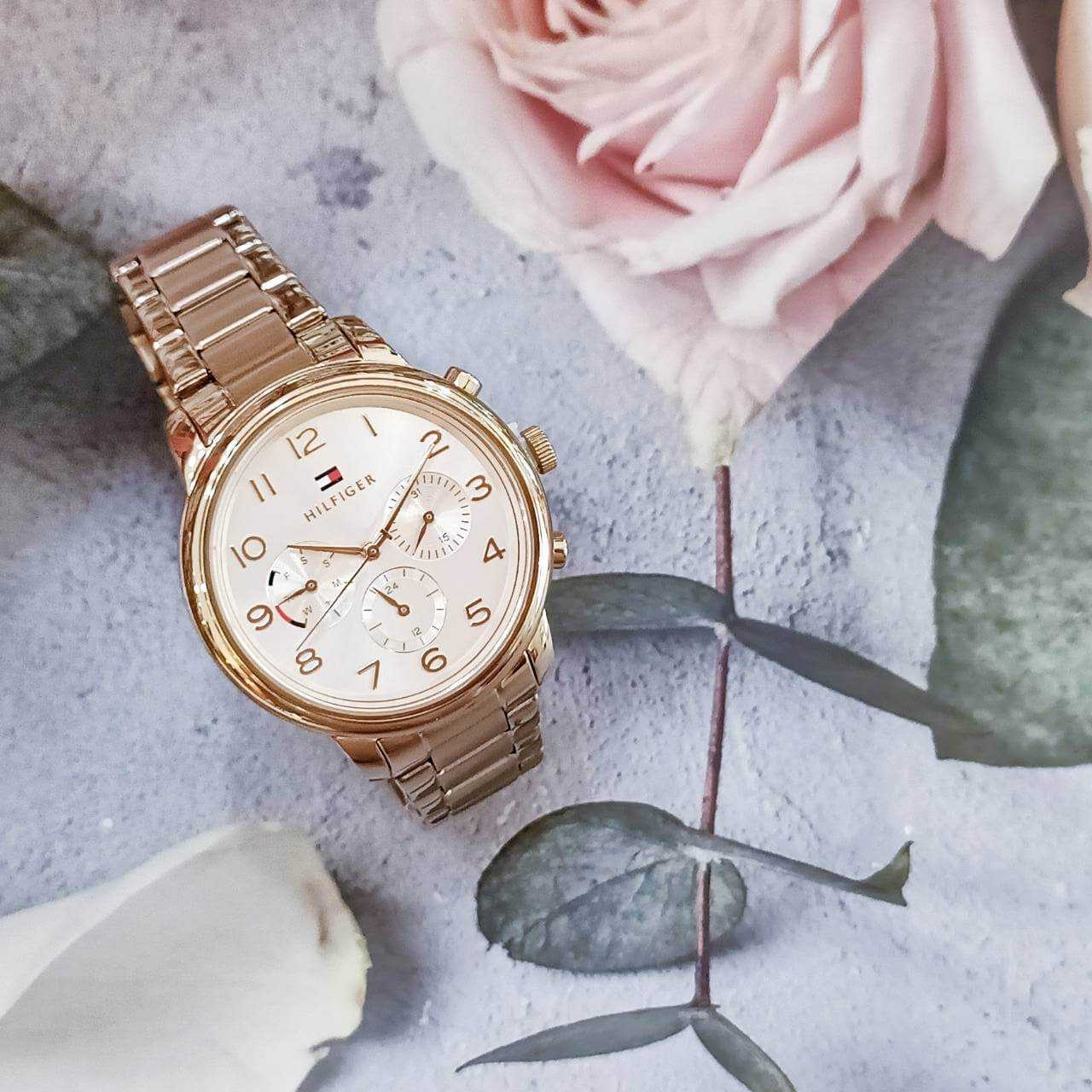 【Tommy Hilfiger】玫瑰金三眼設計簡約迷人腕錶 1782526 38mm 現代鐘錶
