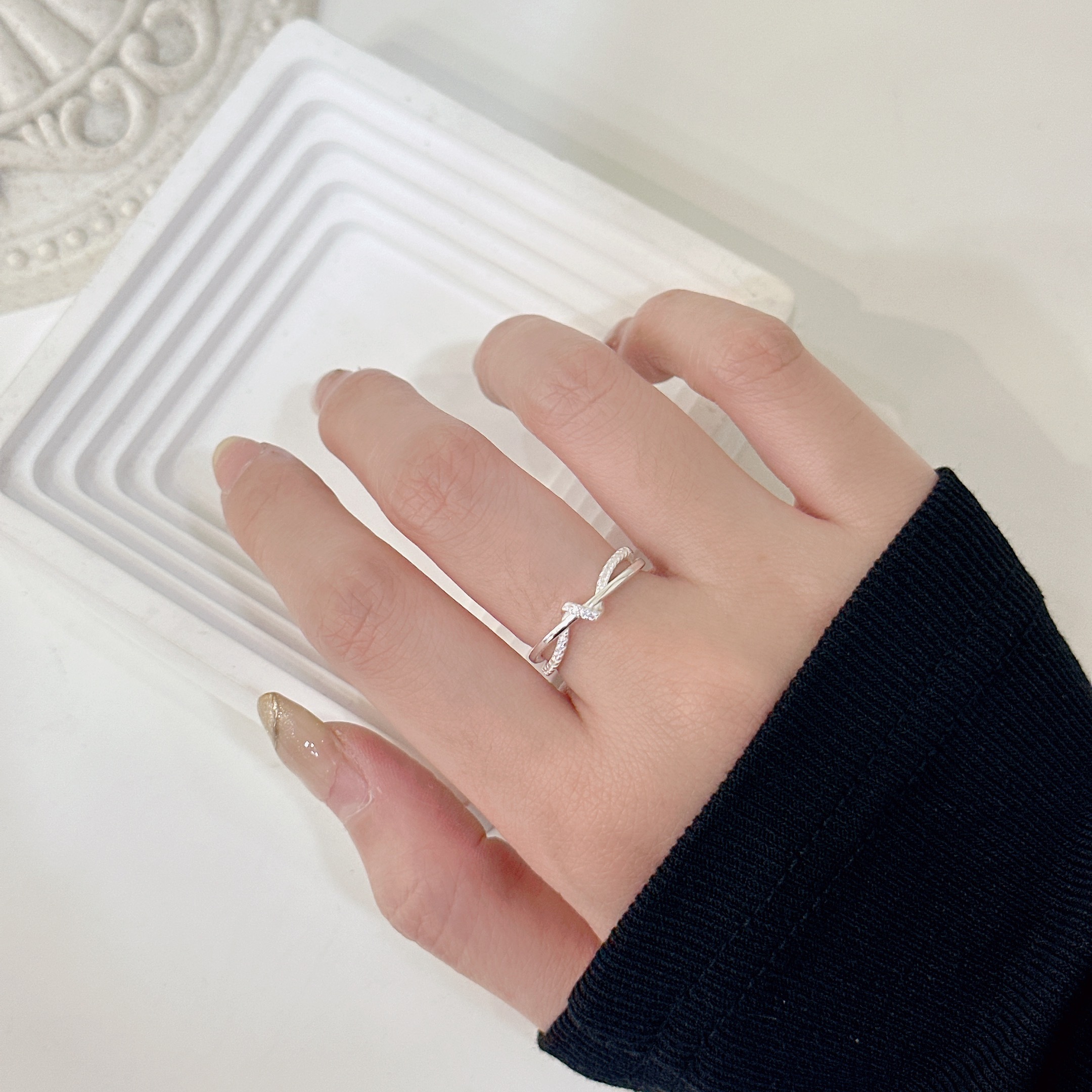 扭結排鑽純銀調整戒